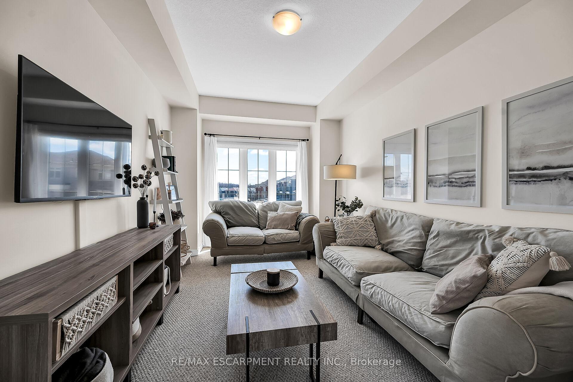 Photo 31 of 343 Skinner Road, Hamilton, Waterdown — HOMEH