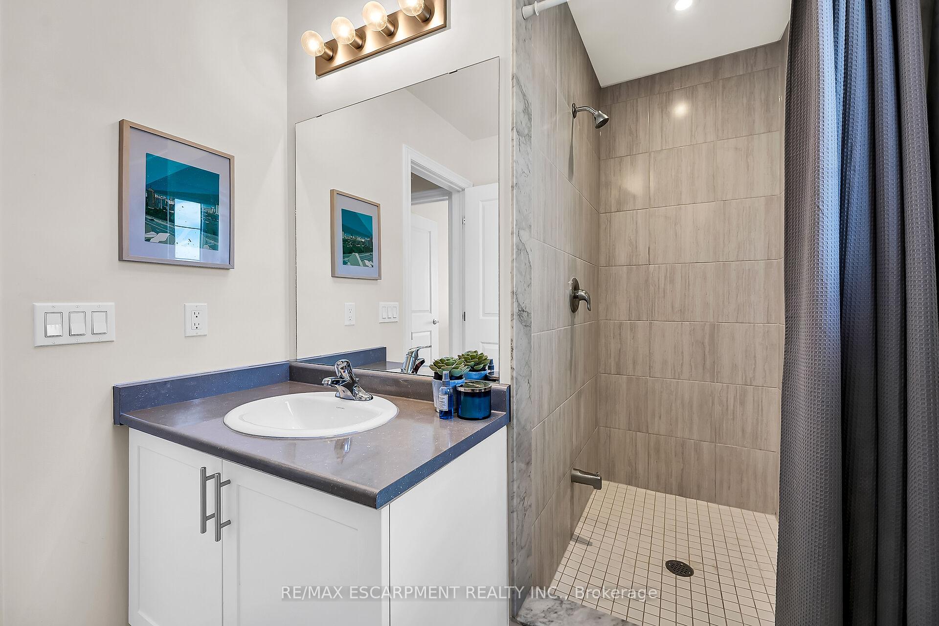 Photo 45 of 343 Skinner Road, Hamilton, Waterdown — HOMEH