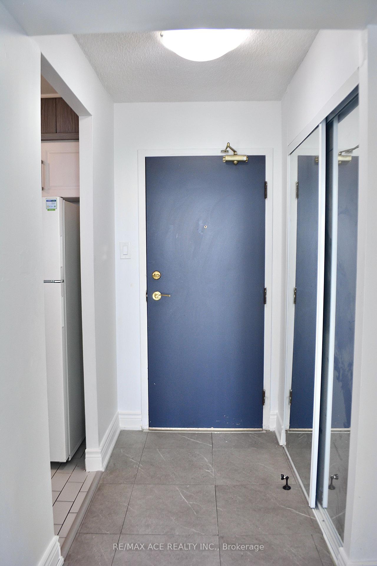 Photo 13 of Unit 1403, 330 McCowan Road, Scarborough, Eglinton East — HOMEH