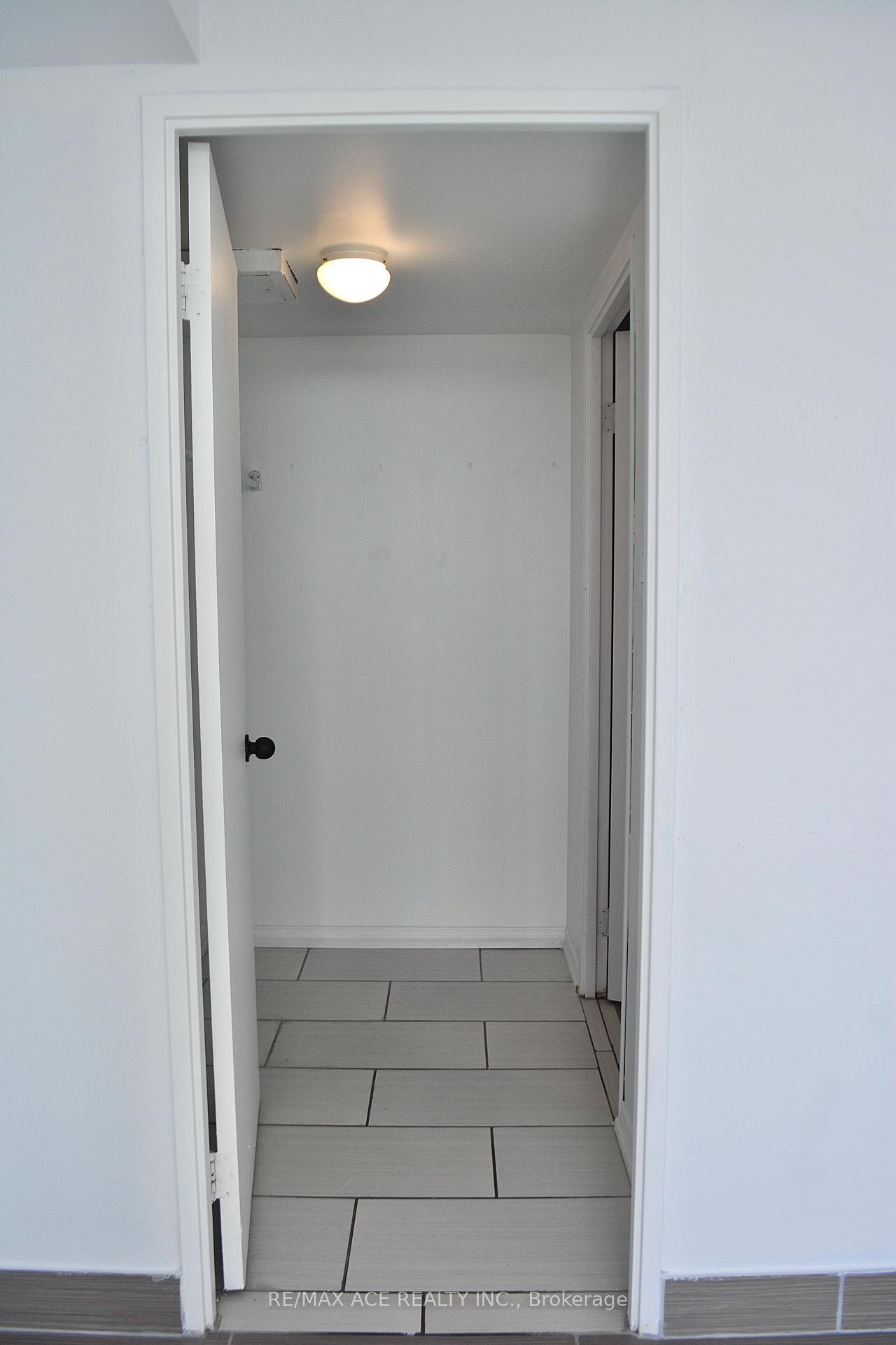 Photo 25 of Unit 1403, 330 McCowan Road, Scarborough, Eglinton East — HOMEH