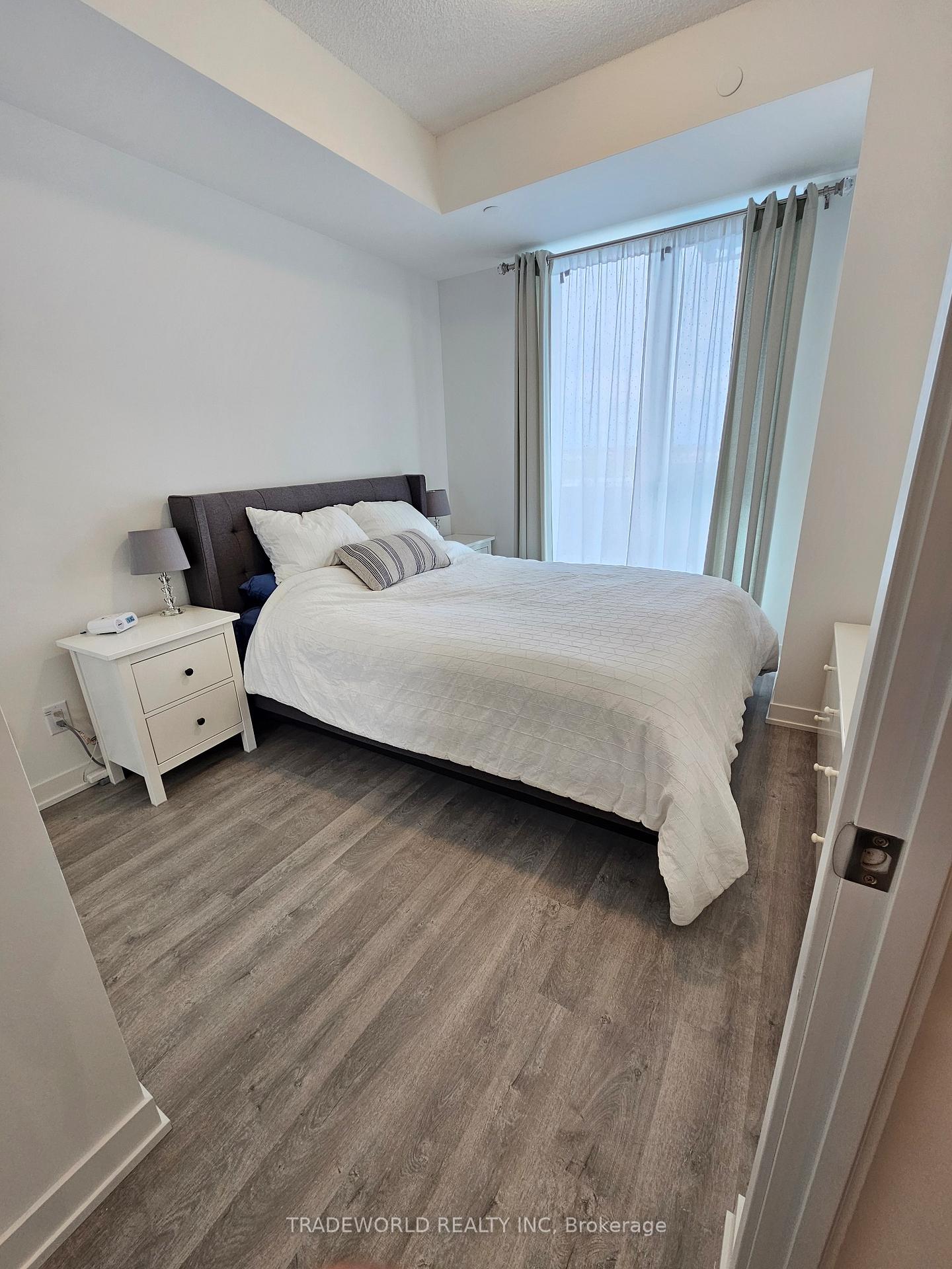 Photo 3 of Unit 1314, 8119 Birchmount Road, Markham, Unionville — HOMEH