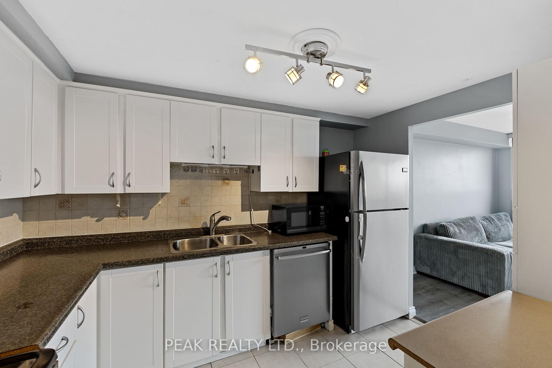 Photo 4 of Unit 629, 50 Richmond Street E, Oshawa, O'Neill — HOMEH