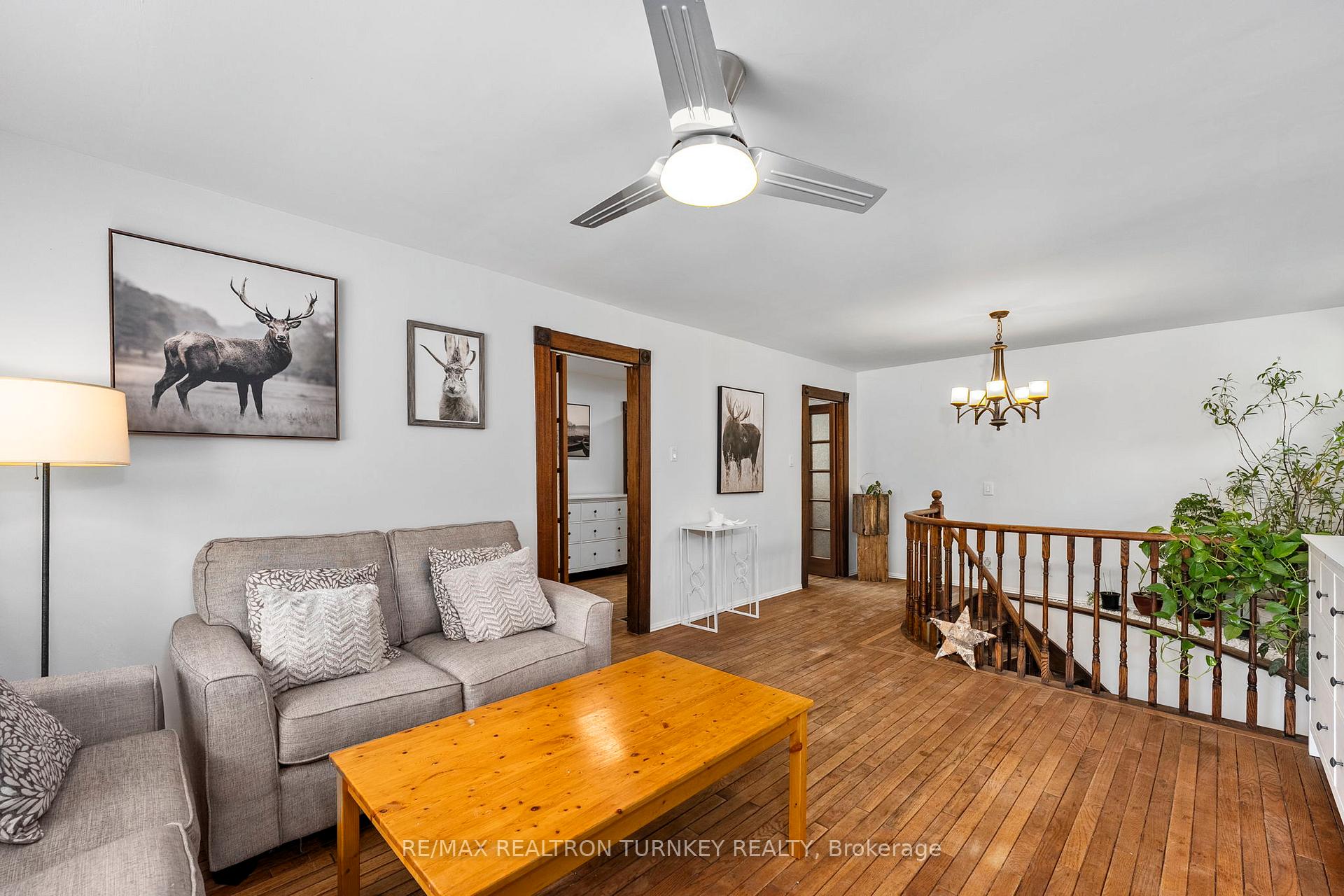 Photo 7 of 212 Bayview Avenue, Georgina, Keswick South — HOMEH