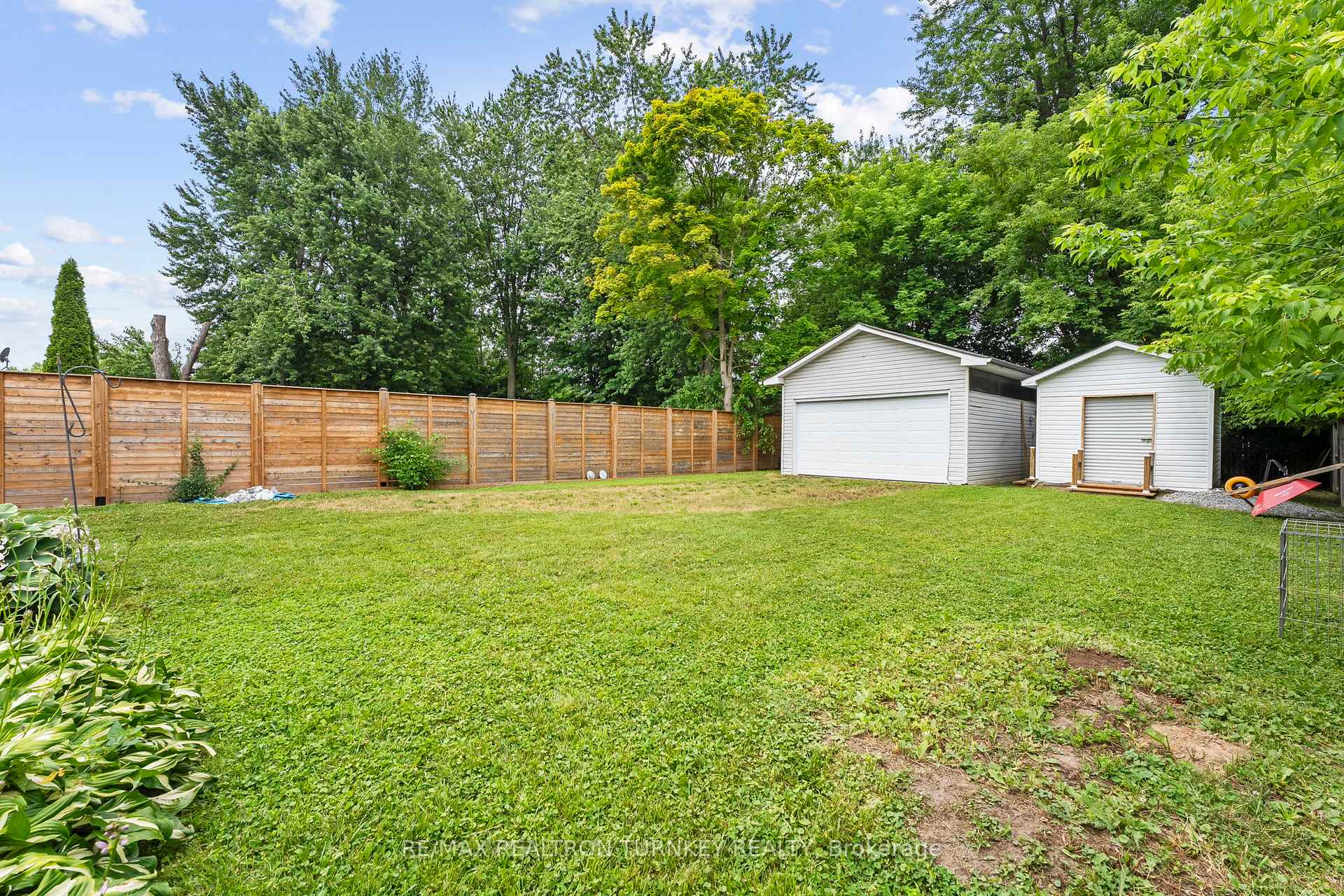 Photo 30 of 212 Bayview Avenue, Georgina, Keswick South — HOMEH