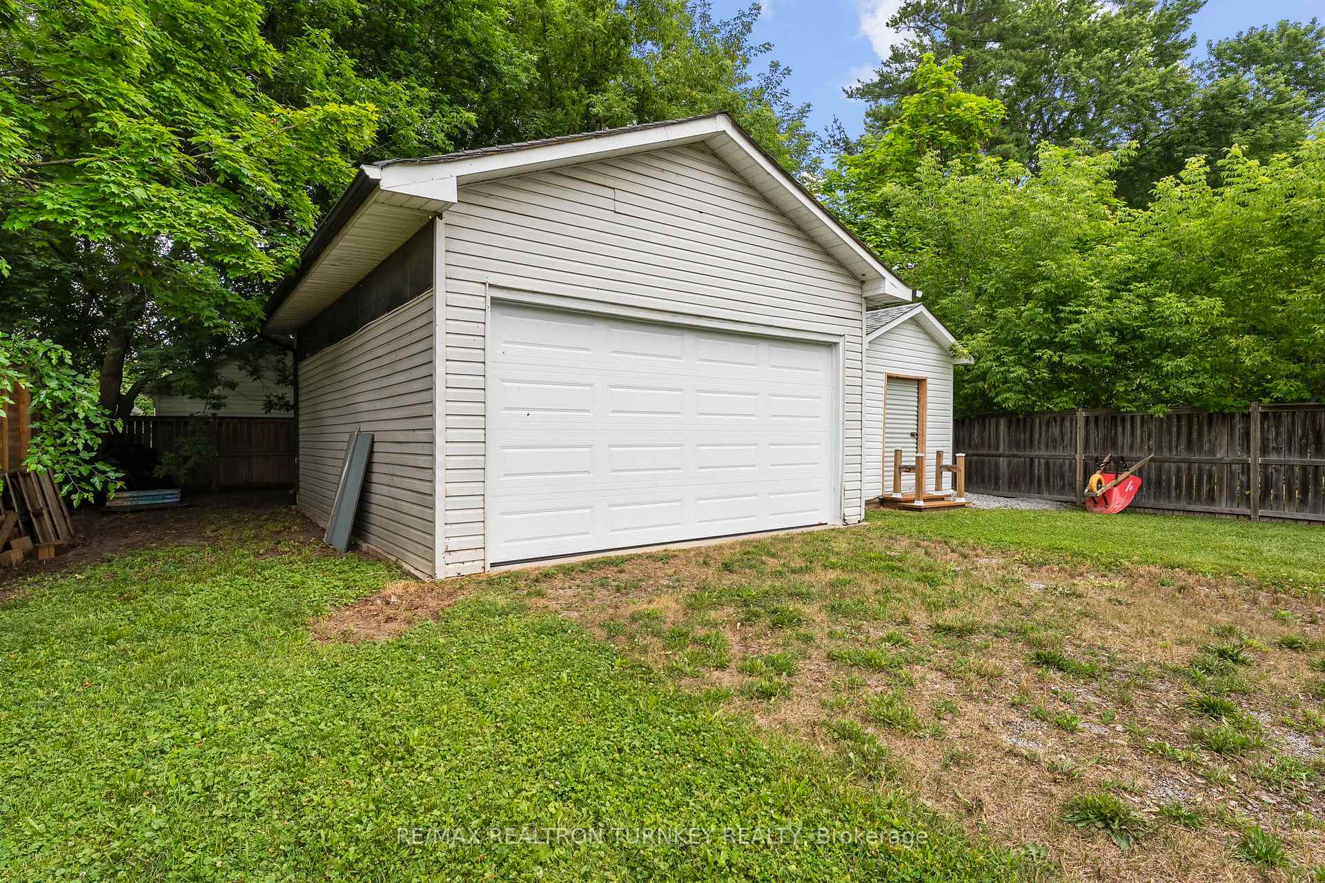 Photo 31 of 212 Bayview Avenue, Georgina, Keswick South — HOMEH