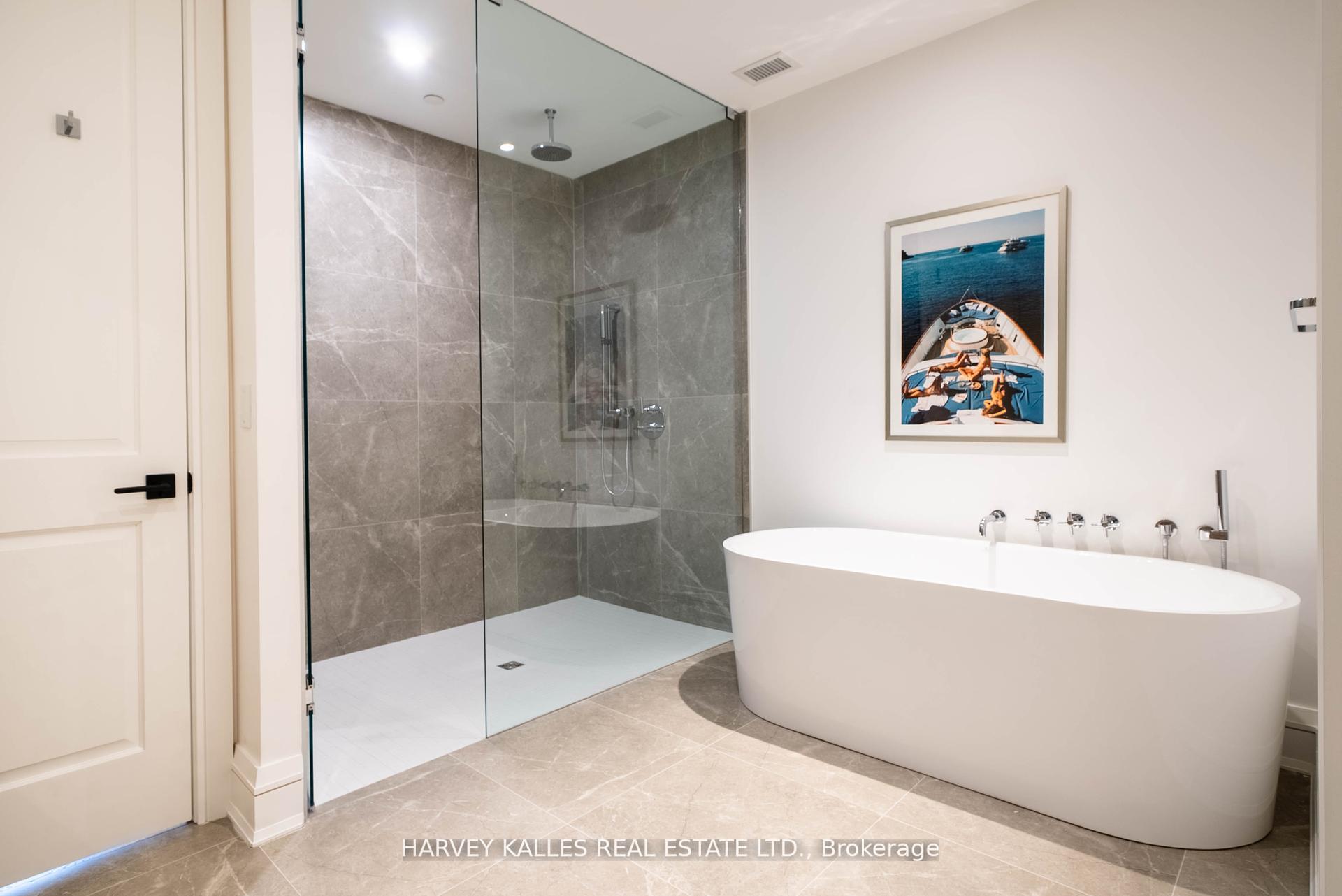 Photo 6 of Unit 4D, 2010 Bathurst Street, Toronto, Humewood-Cedarvale — HOMEH