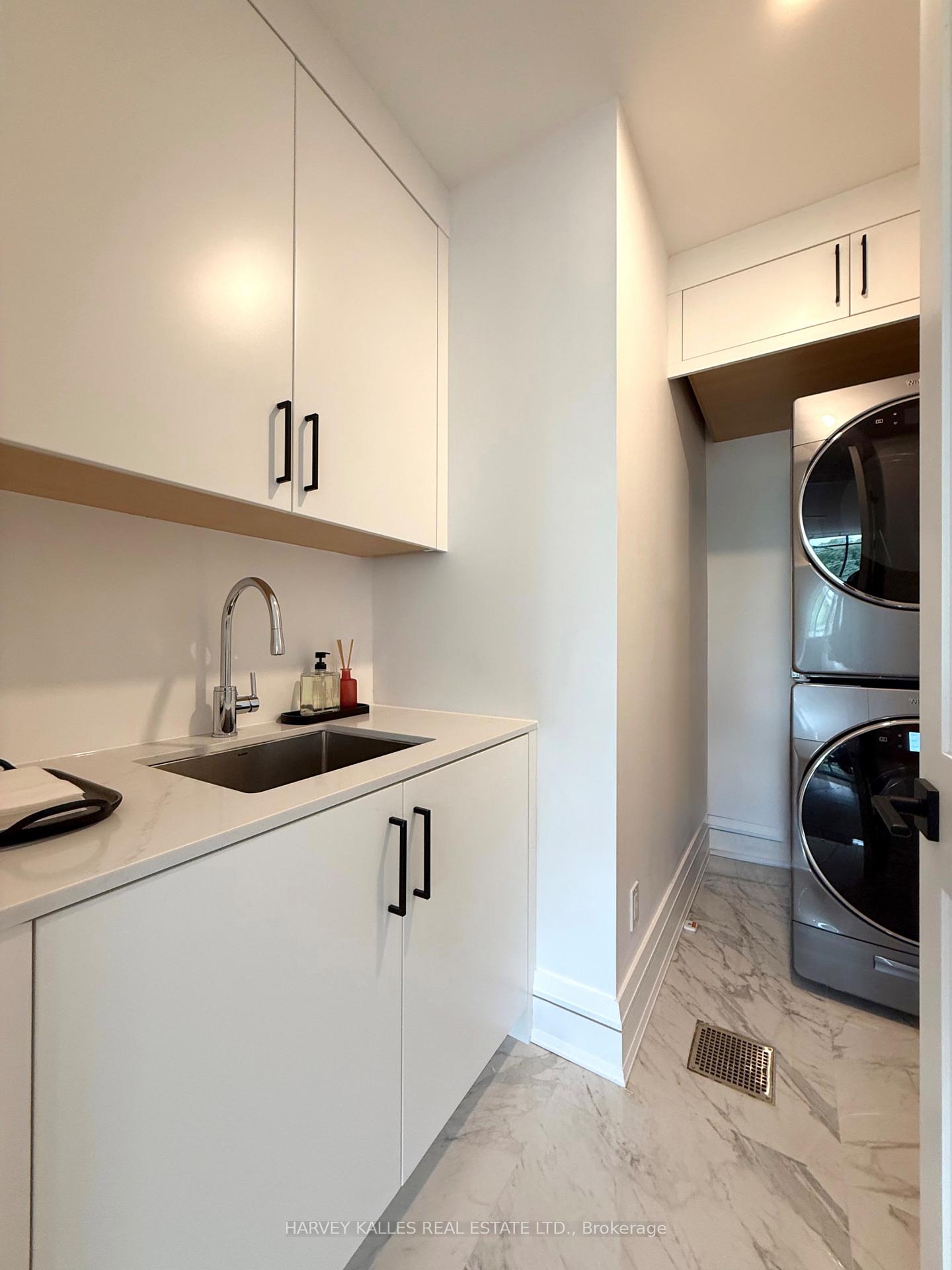 Photo 8 of Unit 4D, 2010 Bathurst Street, Toronto, Humewood-Cedarvale — HOMEH