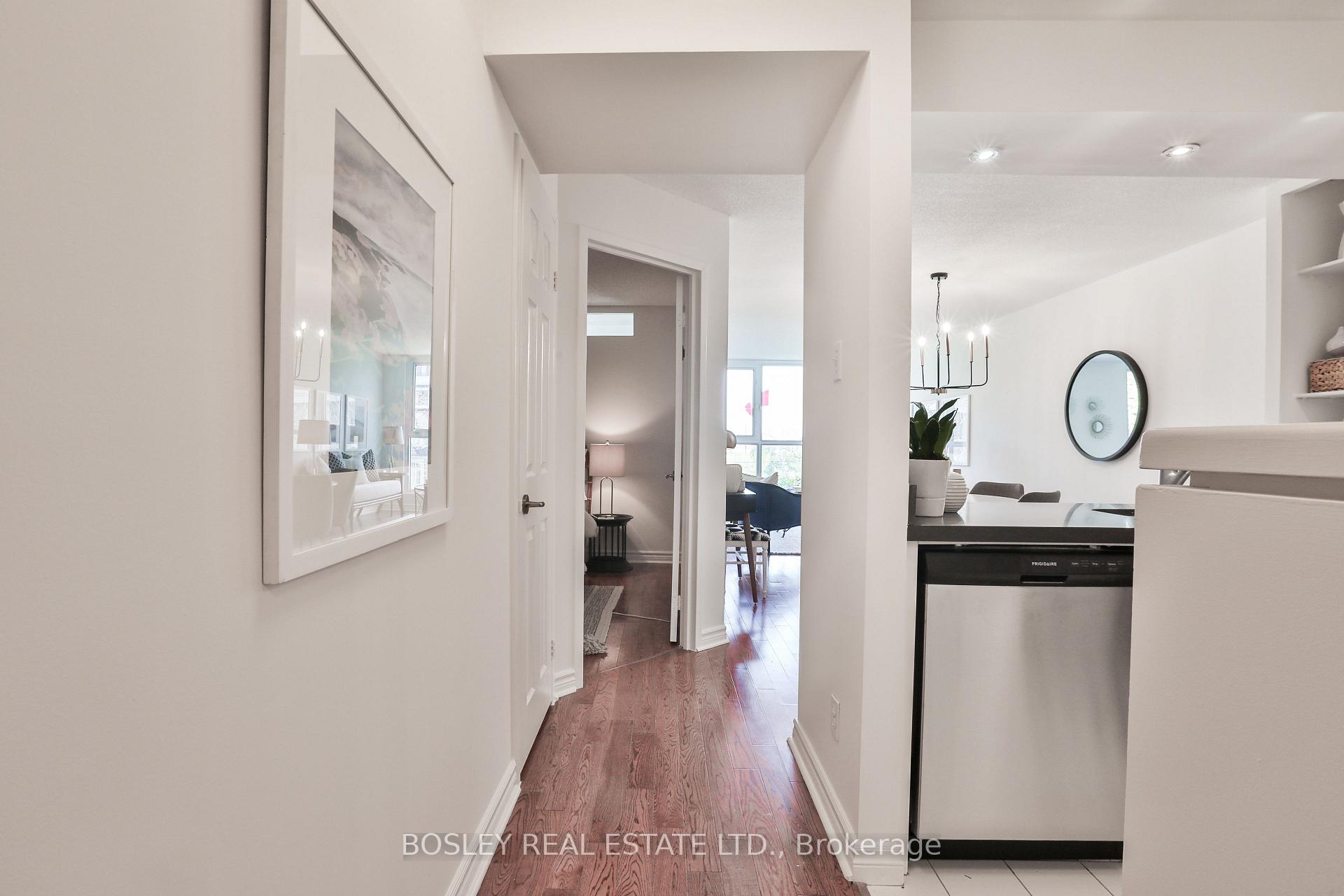 Photo 4 of Unit 402, 356 McRae Drive, Toronto, Leaside — HOMEH