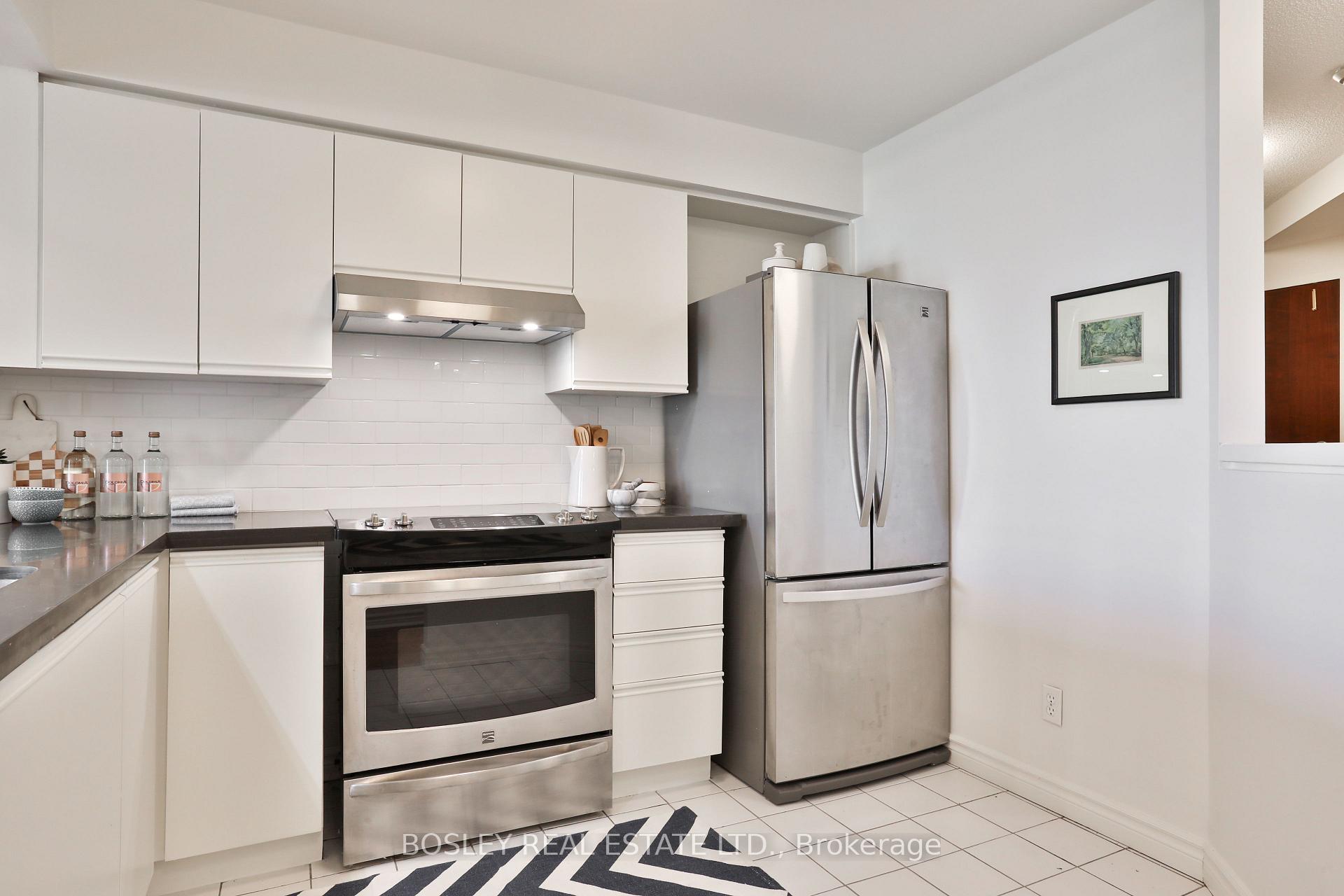 Photo 3 of Unit 402, 356 McRae Drive, Toronto, Leaside — HOMEH
