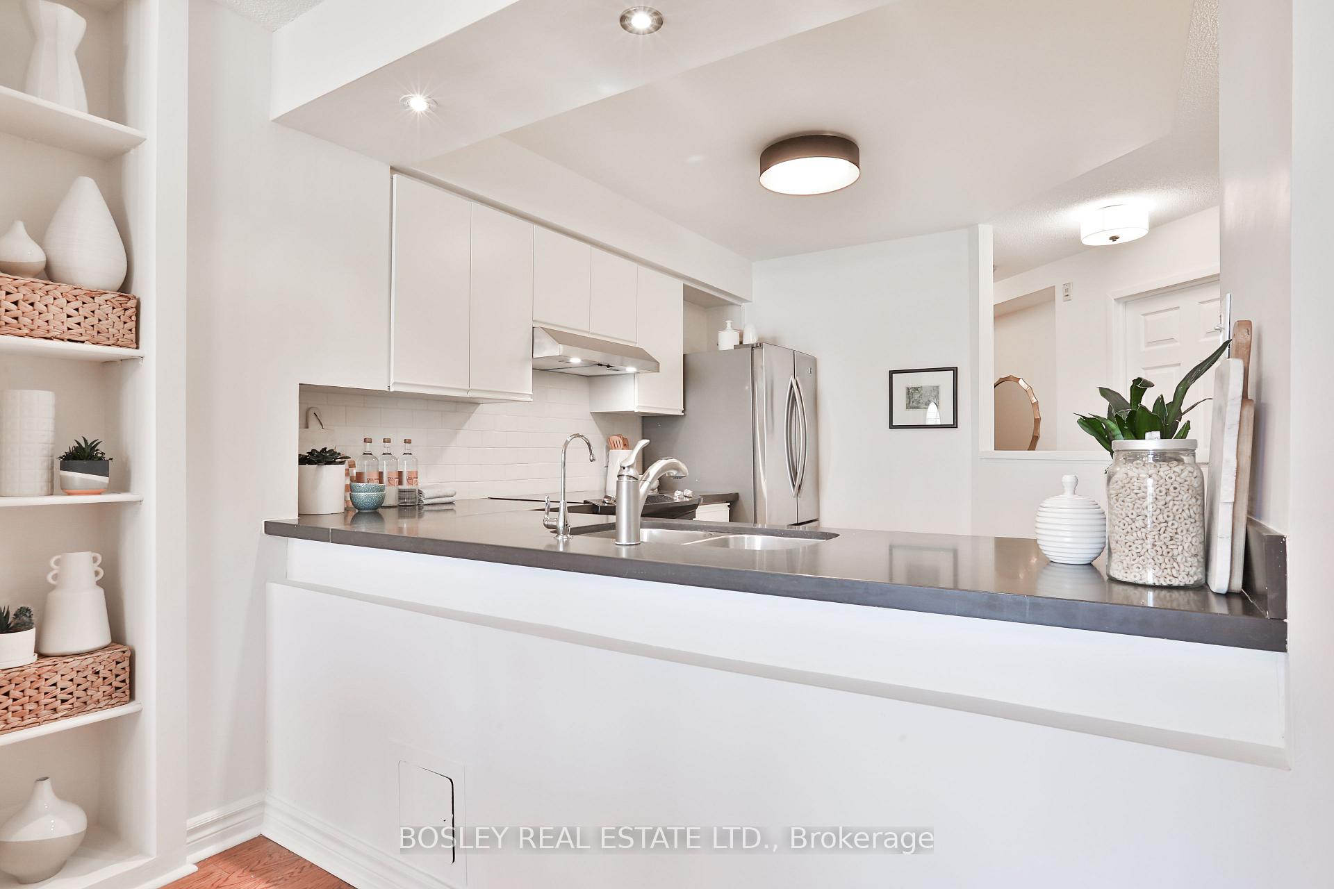 Photo 8 of Unit 402, 356 McRae Drive, Toronto, Leaside — HOMEH