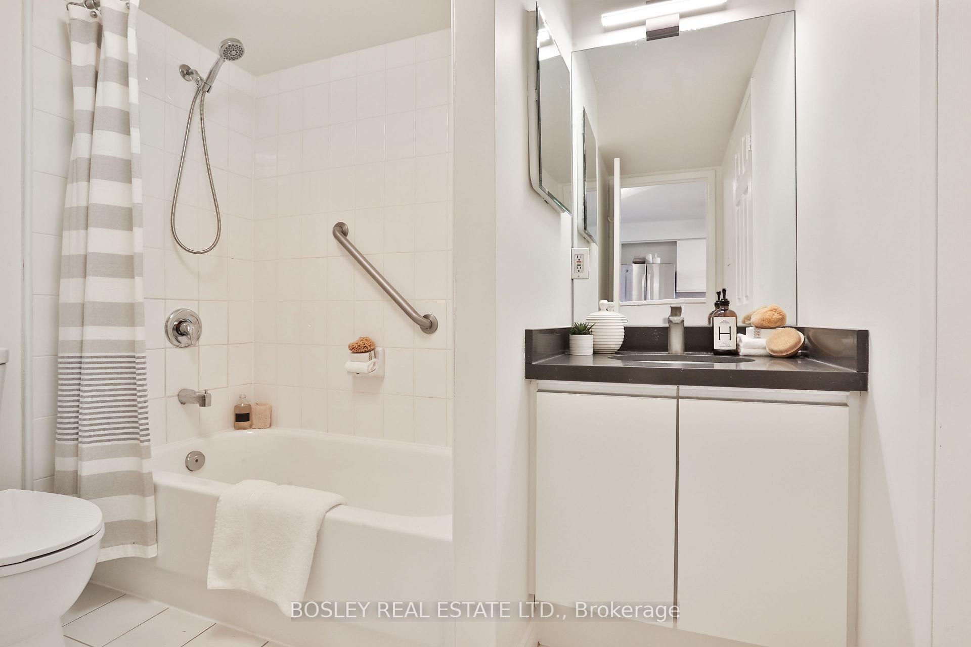 Photo 28 of Unit 402, 356 McRae Drive, Toronto, Leaside — HOMEH
