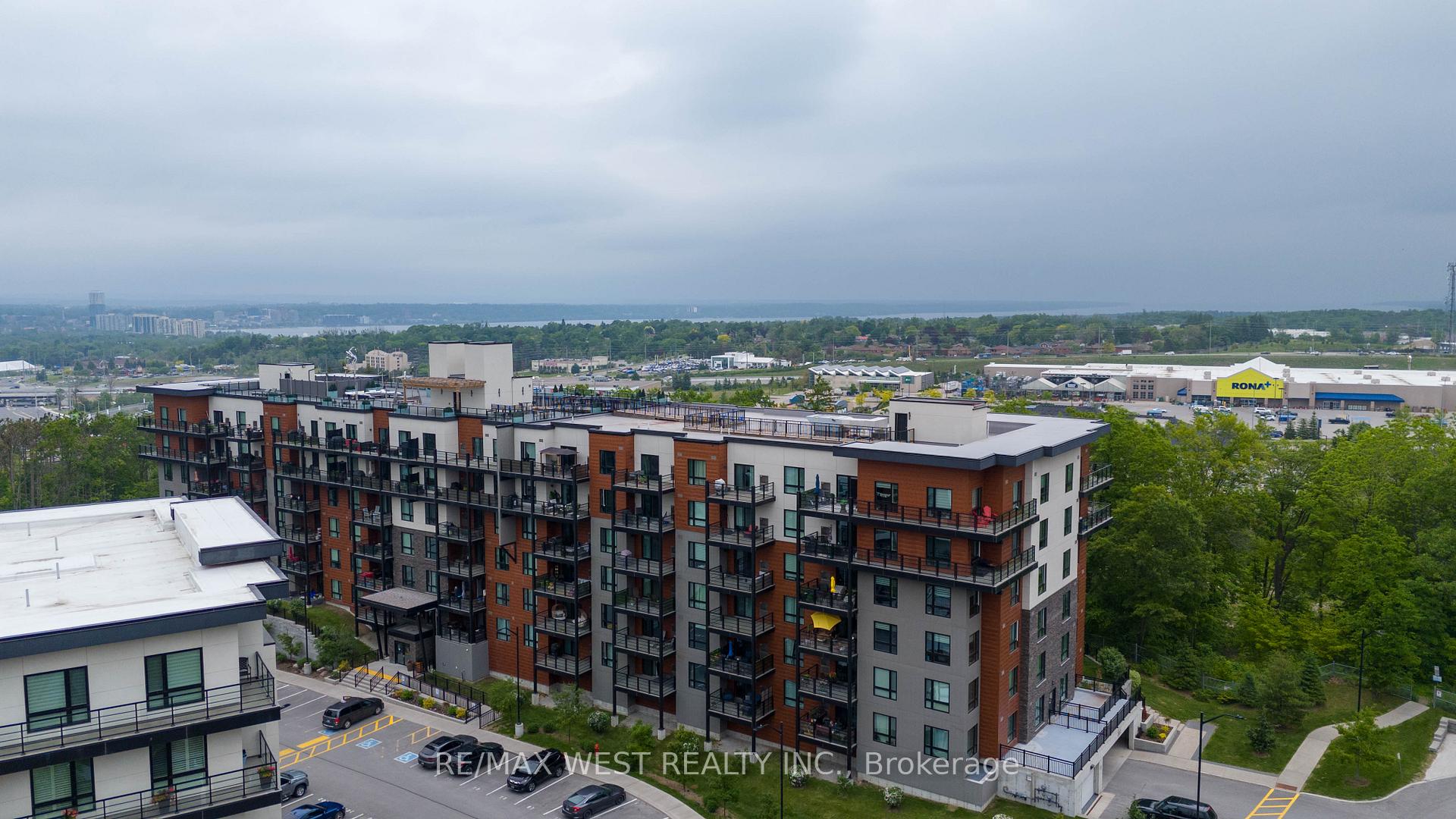 Front of Unit 309, 302 Essa Road