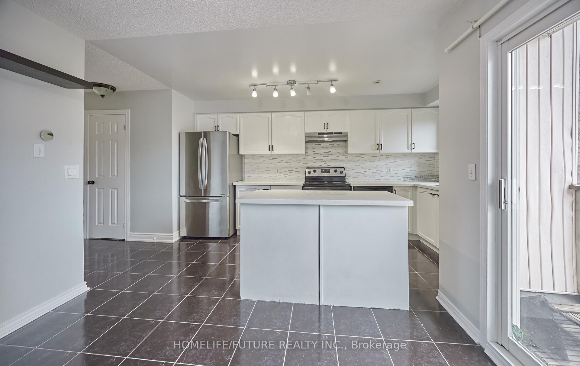 Photo 13 of Unit 36, 75 Sprucedale Way, Whitby, Pringle Creek — HOMEH