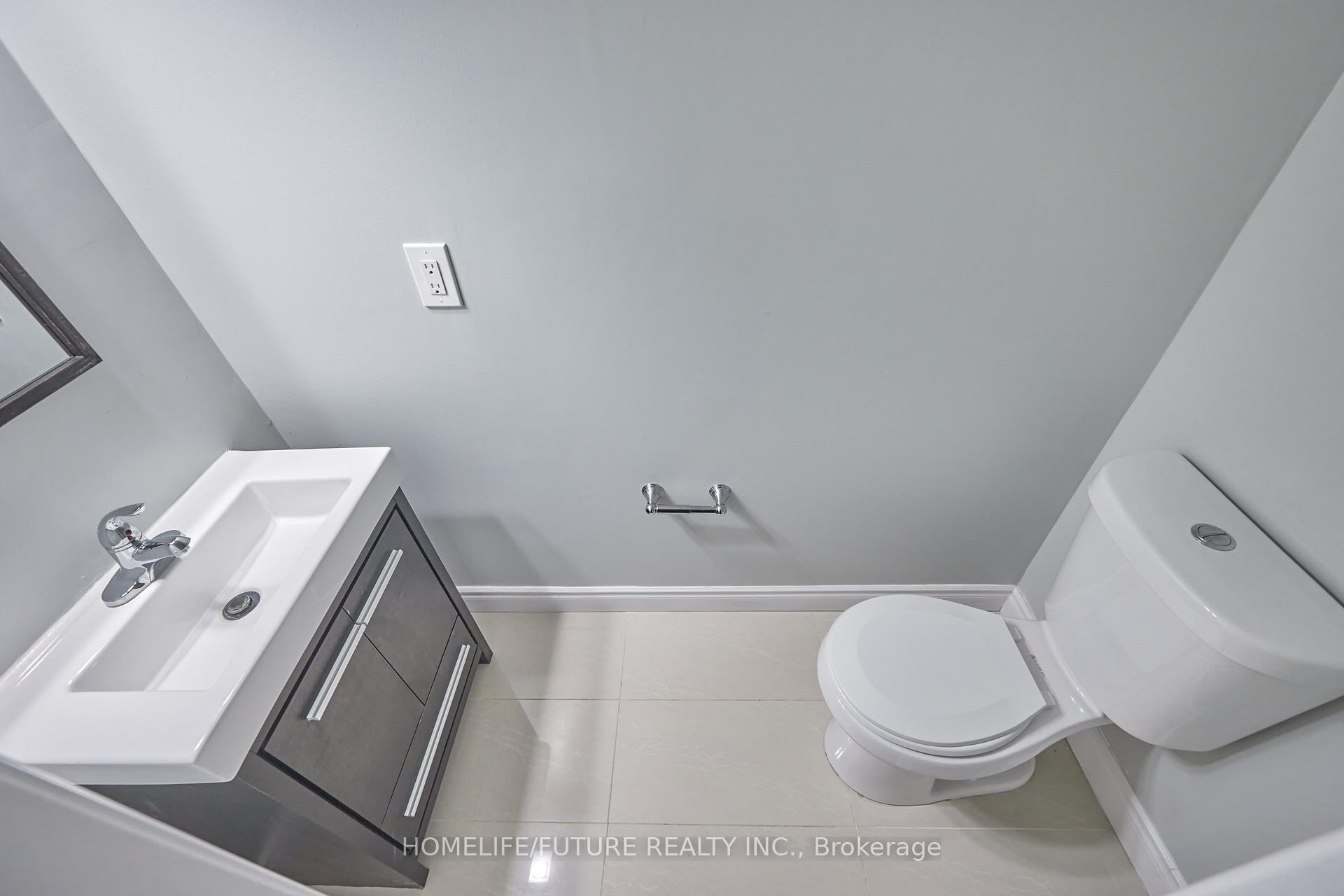 Photo 17 of Unit 36, 75 Sprucedale Way, Whitby, Pringle Creek — HOMEH