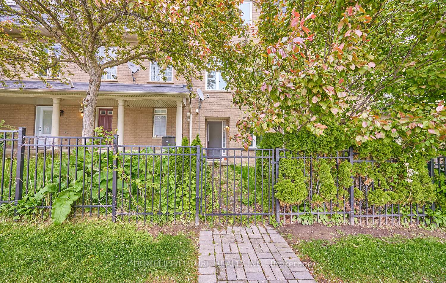 Photo 25 of Unit 36, 75 Sprucedale Way, Whitby, Pringle Creek — HOMEH