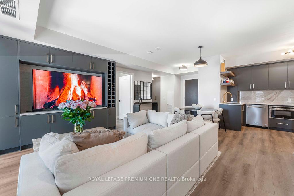 Front of Unit 511, 9000 Jane Street
