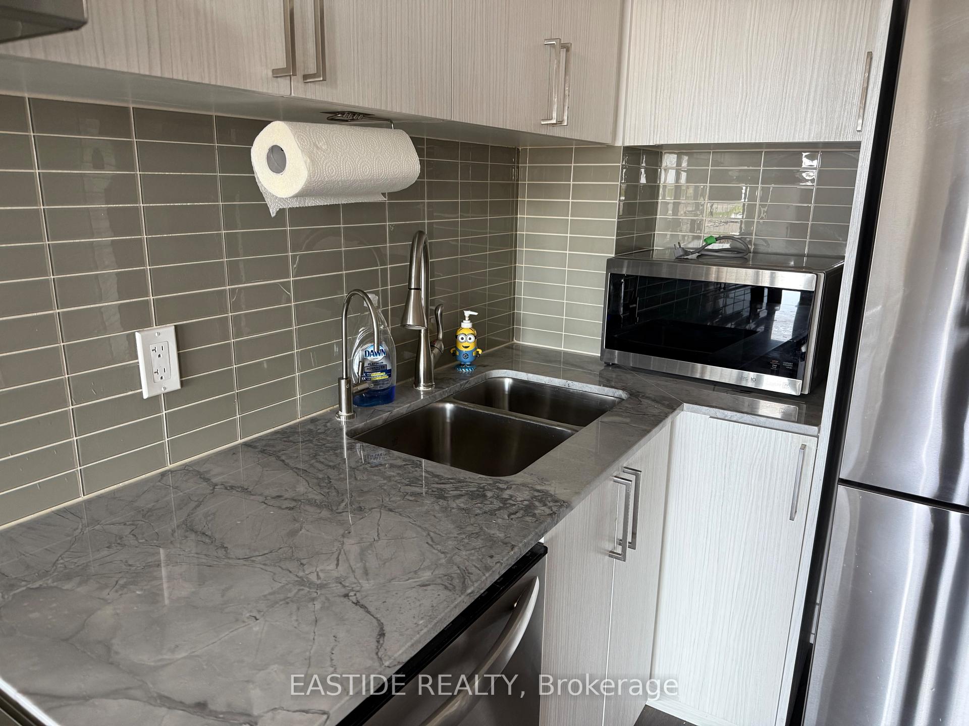 Photo 3 of Unit 512E, 278 Buchanan Drive E, Markham, Unionville — HOMEH