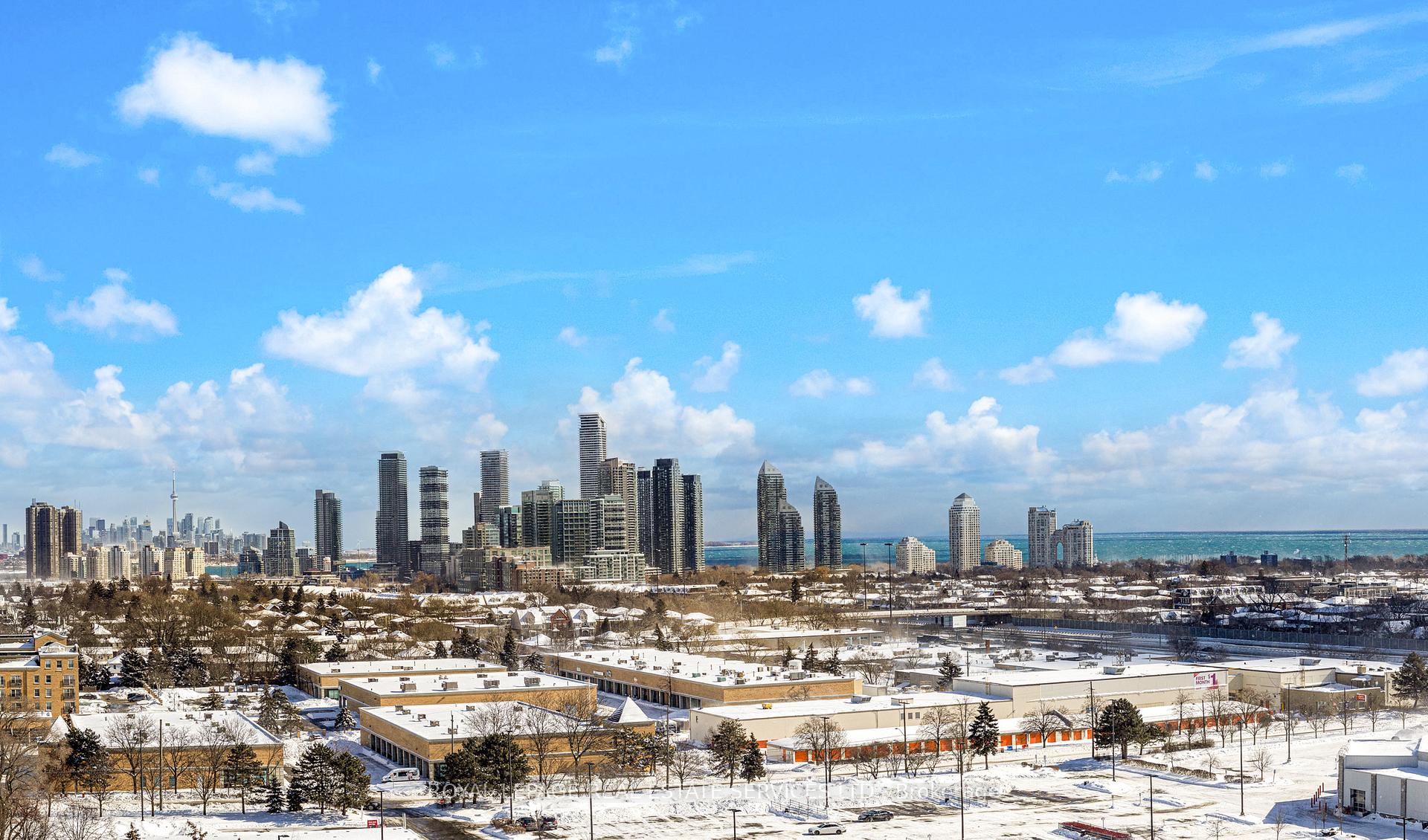 Photo 8 of Unit 911, 859 The Queensway, Etobicoke, Stonegate-Queensway — HOMEH
