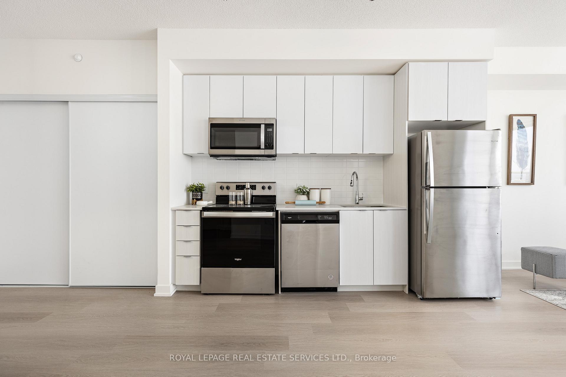 Photo 22 of Unit 911, 859 The Queensway, Etobicoke, Stonegate-Queensway — HOMEH