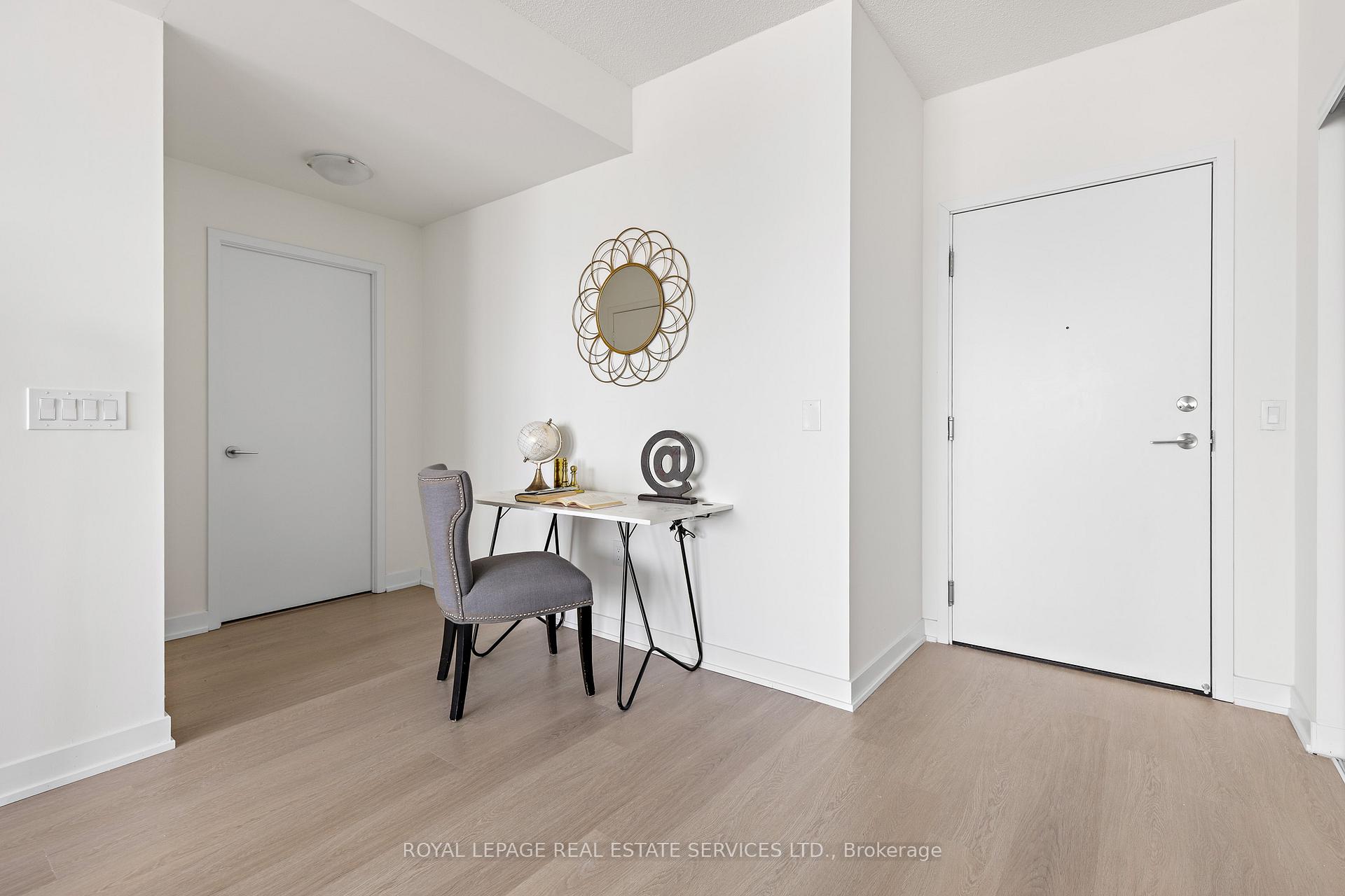 Photo 11 of Unit 911, 859 The Queensway, Etobicoke, Stonegate-Queensway — HOMEH