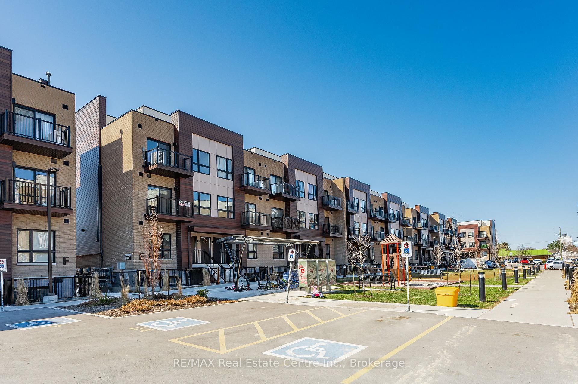 Photo 1 of Unit E8, 20 Palace Street, Kitchener — HOMEH