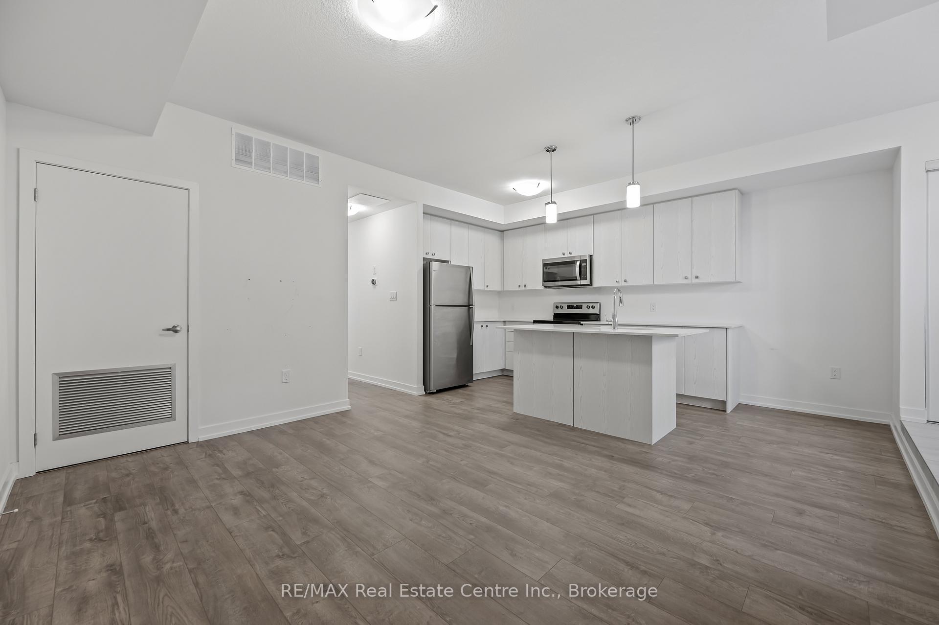 Photo 5 of Unit E8, 20 Palace Street, Kitchener — HOMEH