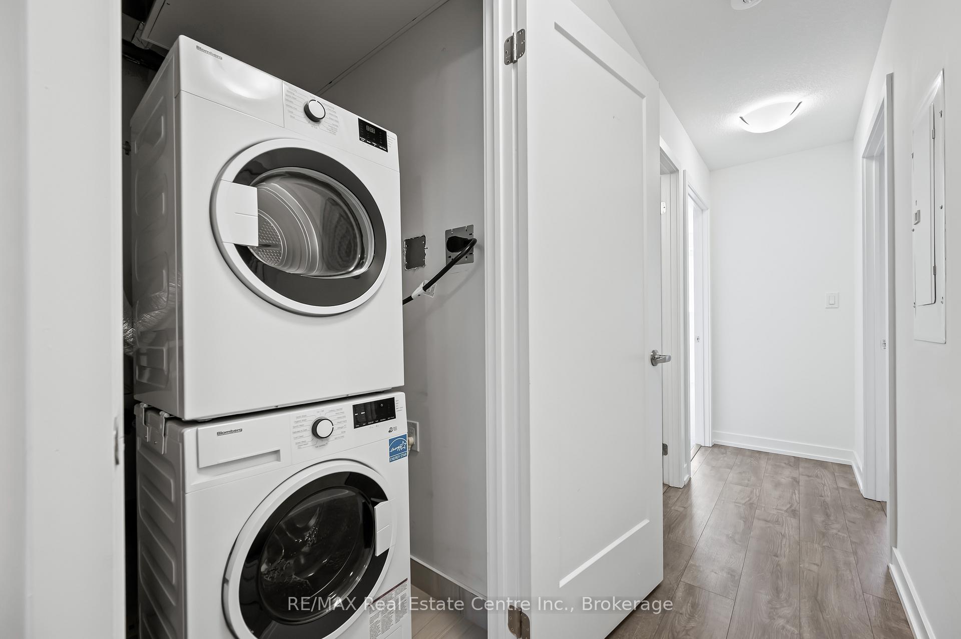 Photo 20 of Unit E8, 20 Palace Street, Kitchener — HOMEH