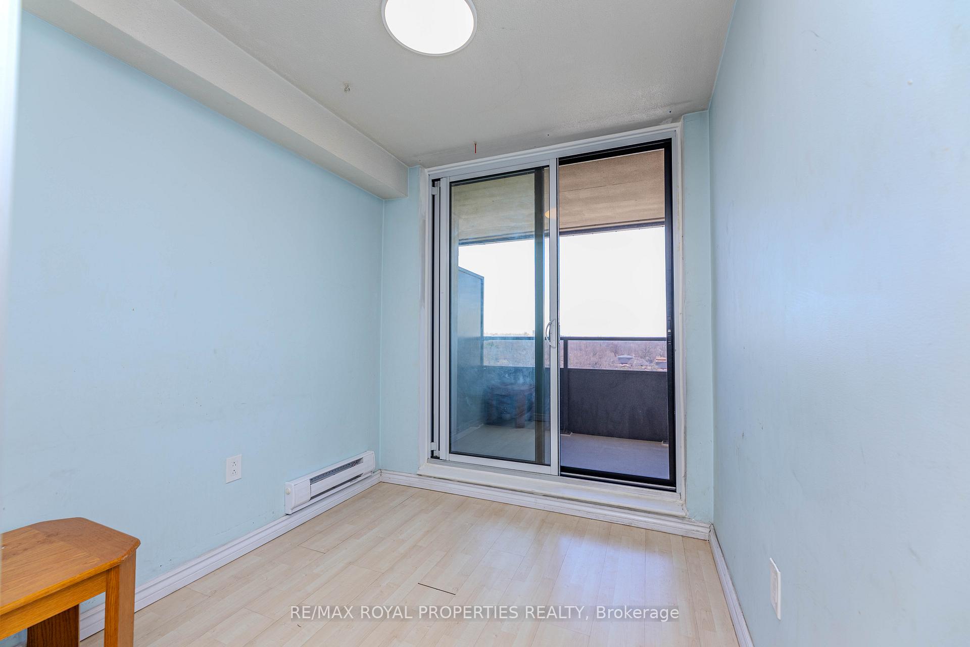 Photo 22 of Unit 1002, 15 La Rose Avenue, Etobicoke, Humber Heights — HOMEH