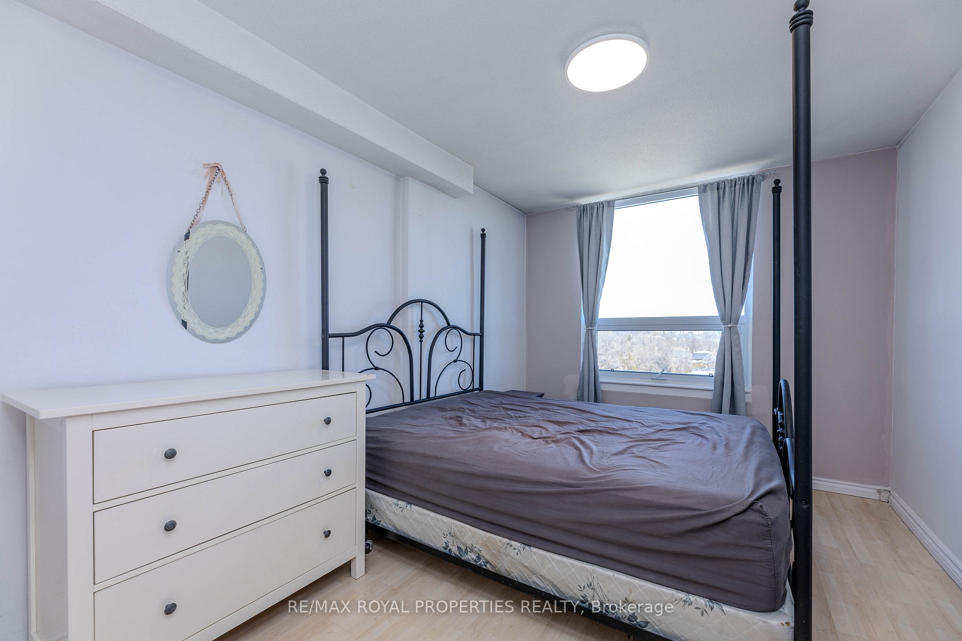 Photo 33 of Unit 1002, 15 La Rose Avenue, Etobicoke, Humber Heights — HOMEH