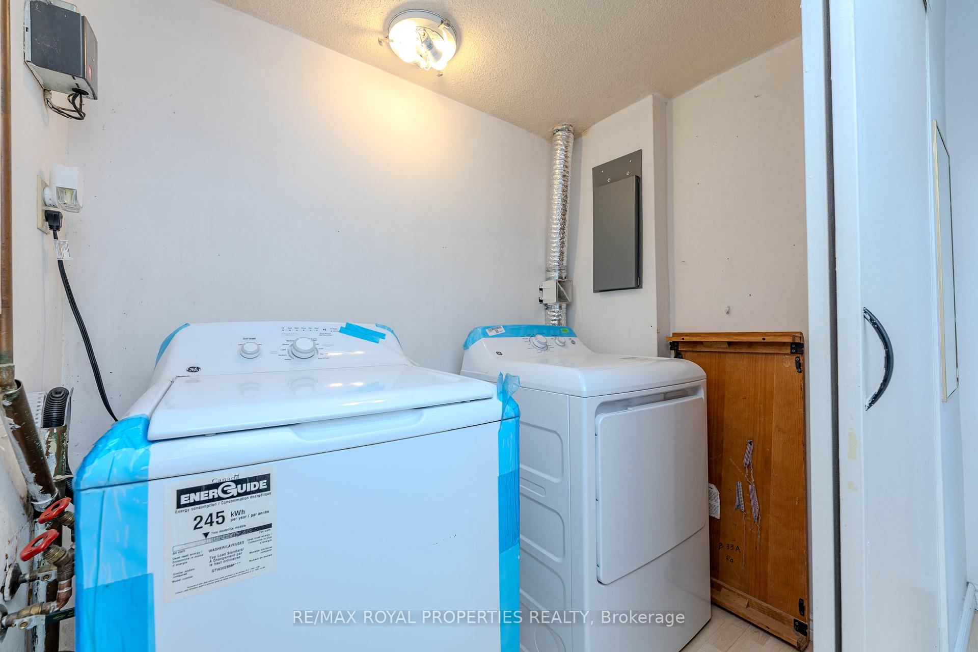 Photo 29 of Unit 1002, 15 La Rose Avenue, Etobicoke, Humber Heights — HOMEH