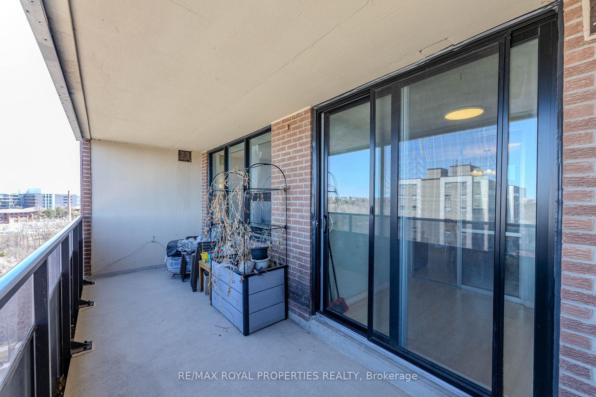 Photo 43 of Unit 1002, 15 La Rose Avenue, Etobicoke, Humber Heights — HOMEH
