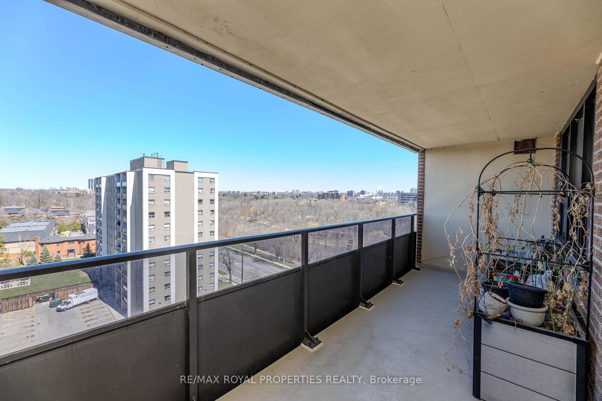 Photo 40 of Unit 1002, 15 La Rose Avenue, Etobicoke, Humber Heights — HOMEH