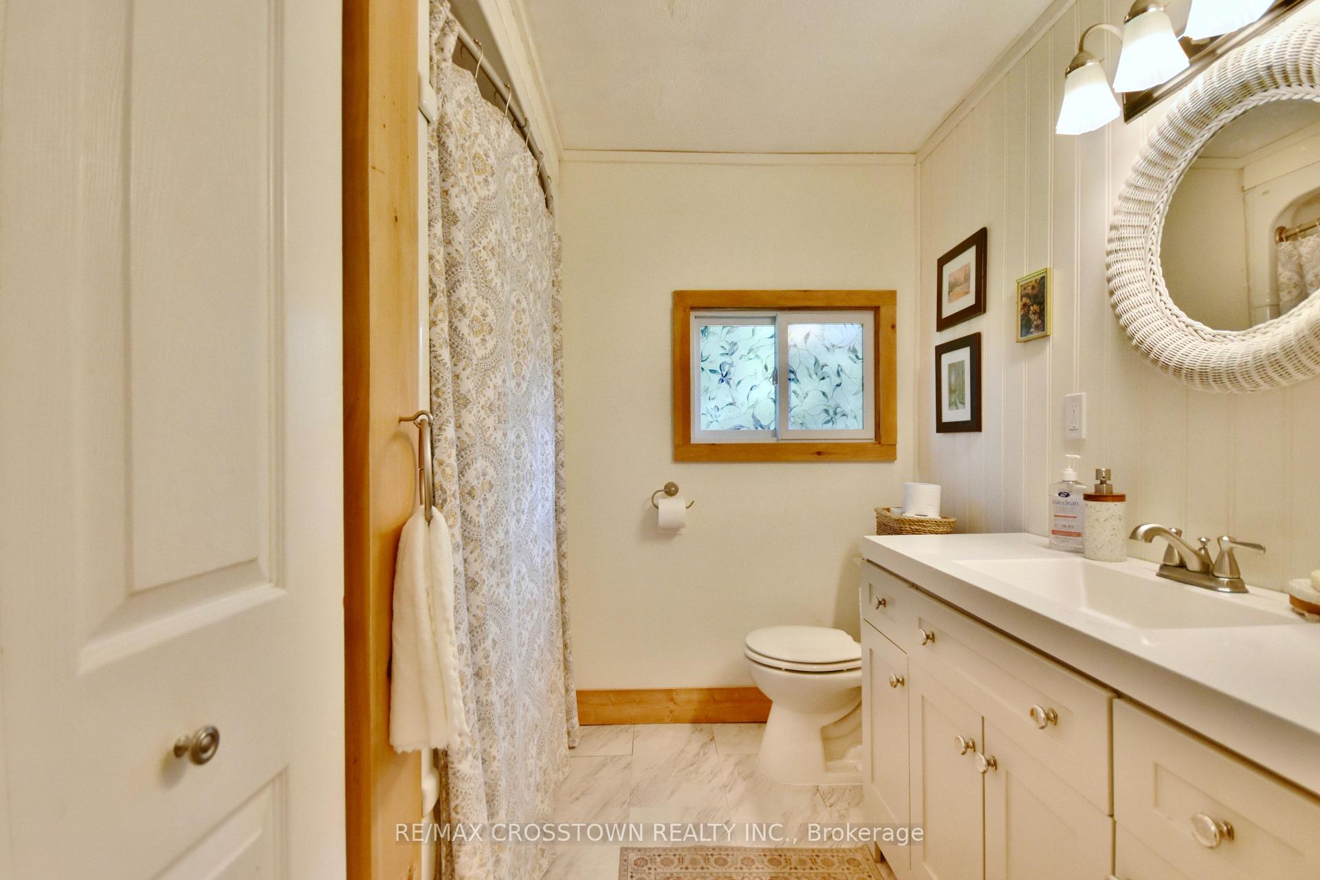 Photo 16 of 1001 Evergreen Court, Gravenhurst, Muskoka (S) — HOMEH