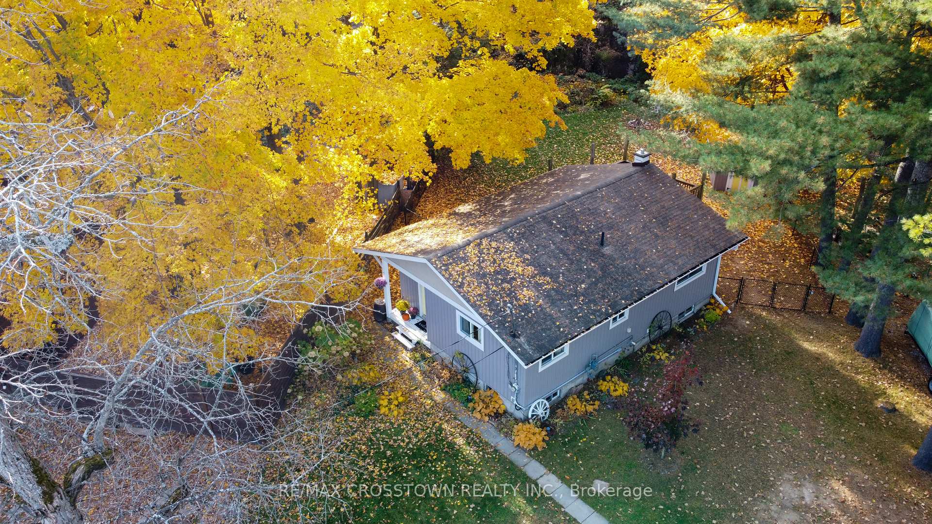 Photo 33 of 1001 Evergreen Court, Gravenhurst, Muskoka (S) — HOMEH