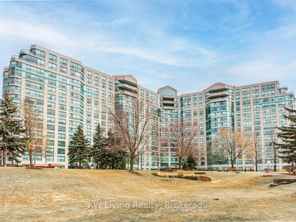 Front of Unit 1115, 7825 Bayview Avenue