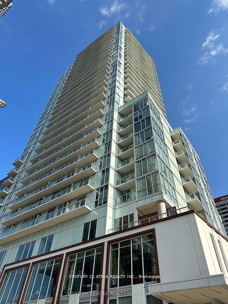 Front of Unit 609, 33 Helendale Avenue