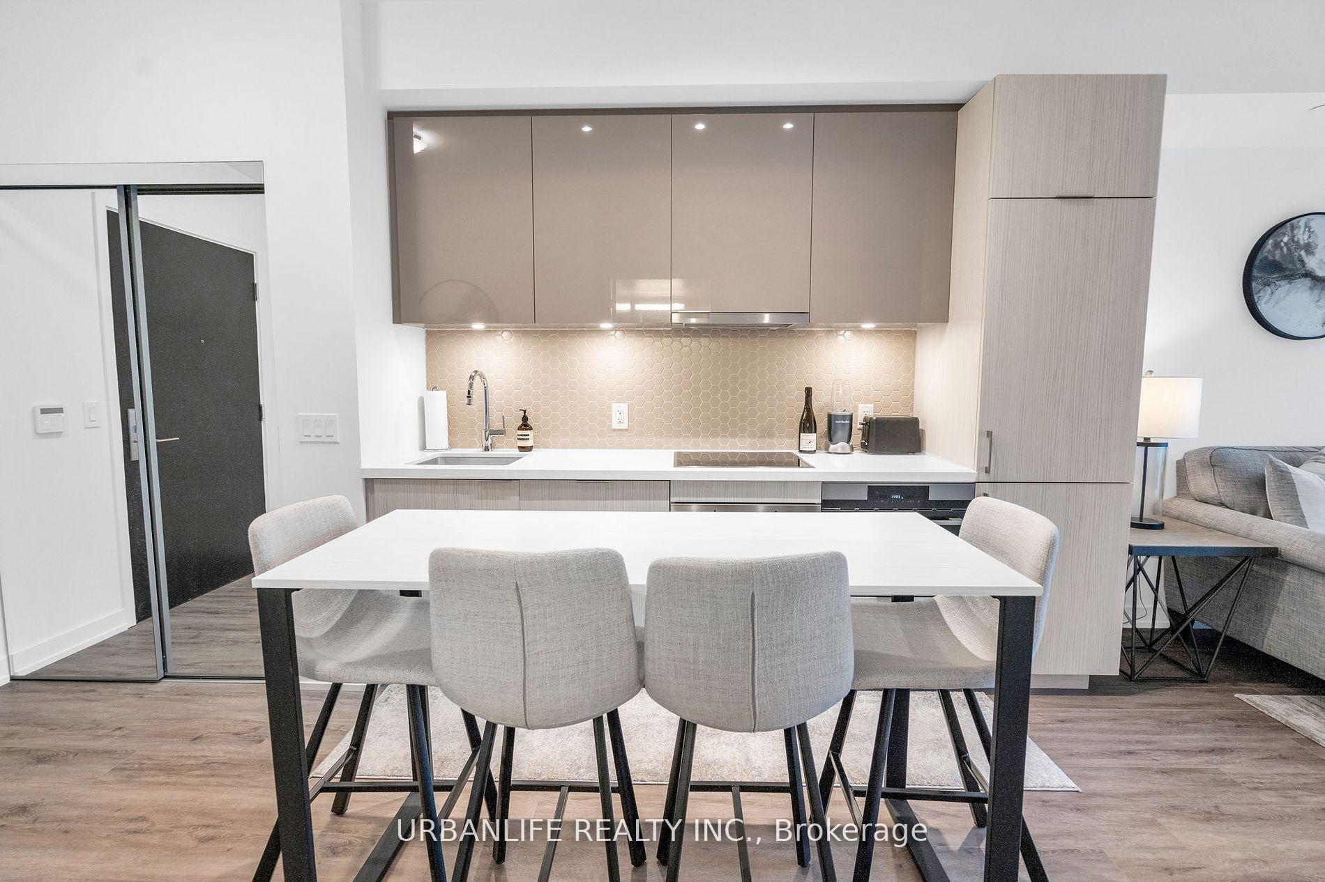 Photo 5 of Unit 1404, 158 Front Street E, Toronto, Moss Park — HOMEH