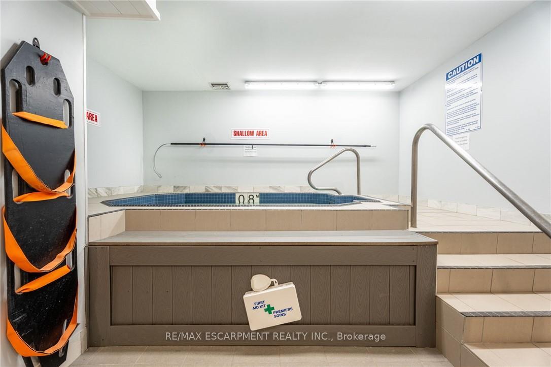 Photo 8 of Unit 1206, 500 Green Road, Hamilton, Stoney Creek — HOMEH