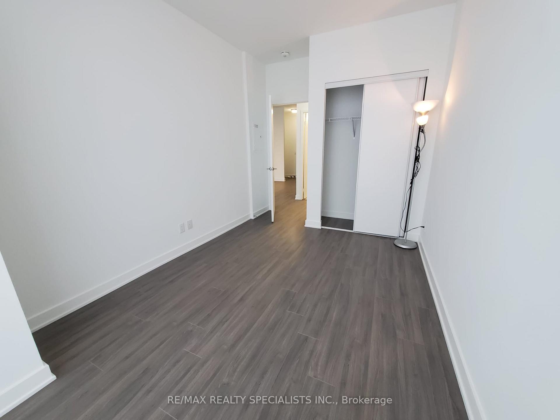 Photo 14 of Unit 108, 681 Yonge Street, Barrie, Painswick South — HOMEH
