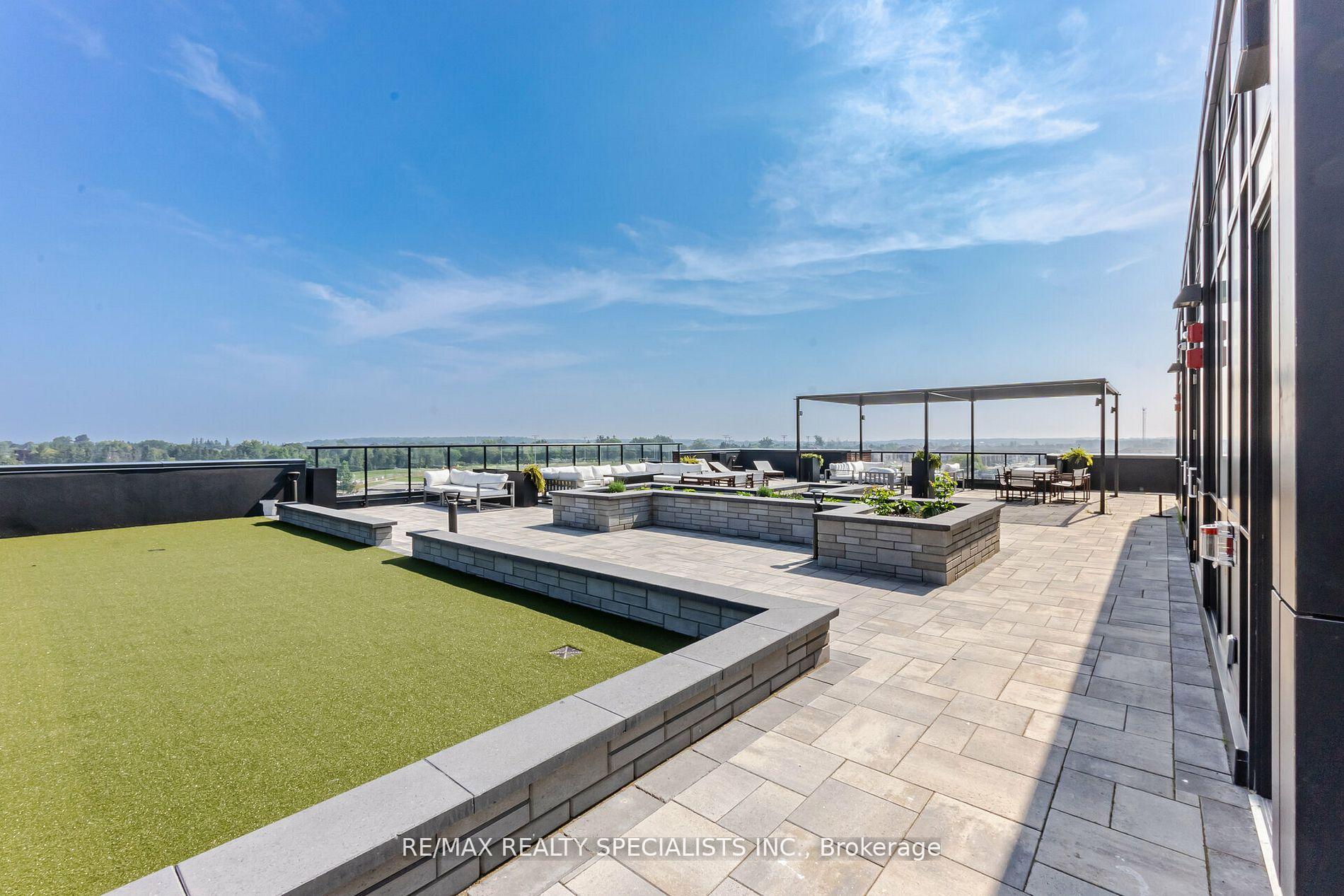 Photo 16 of Unit 108, 681 Yonge Street, Barrie, Painswick South — HOMEH