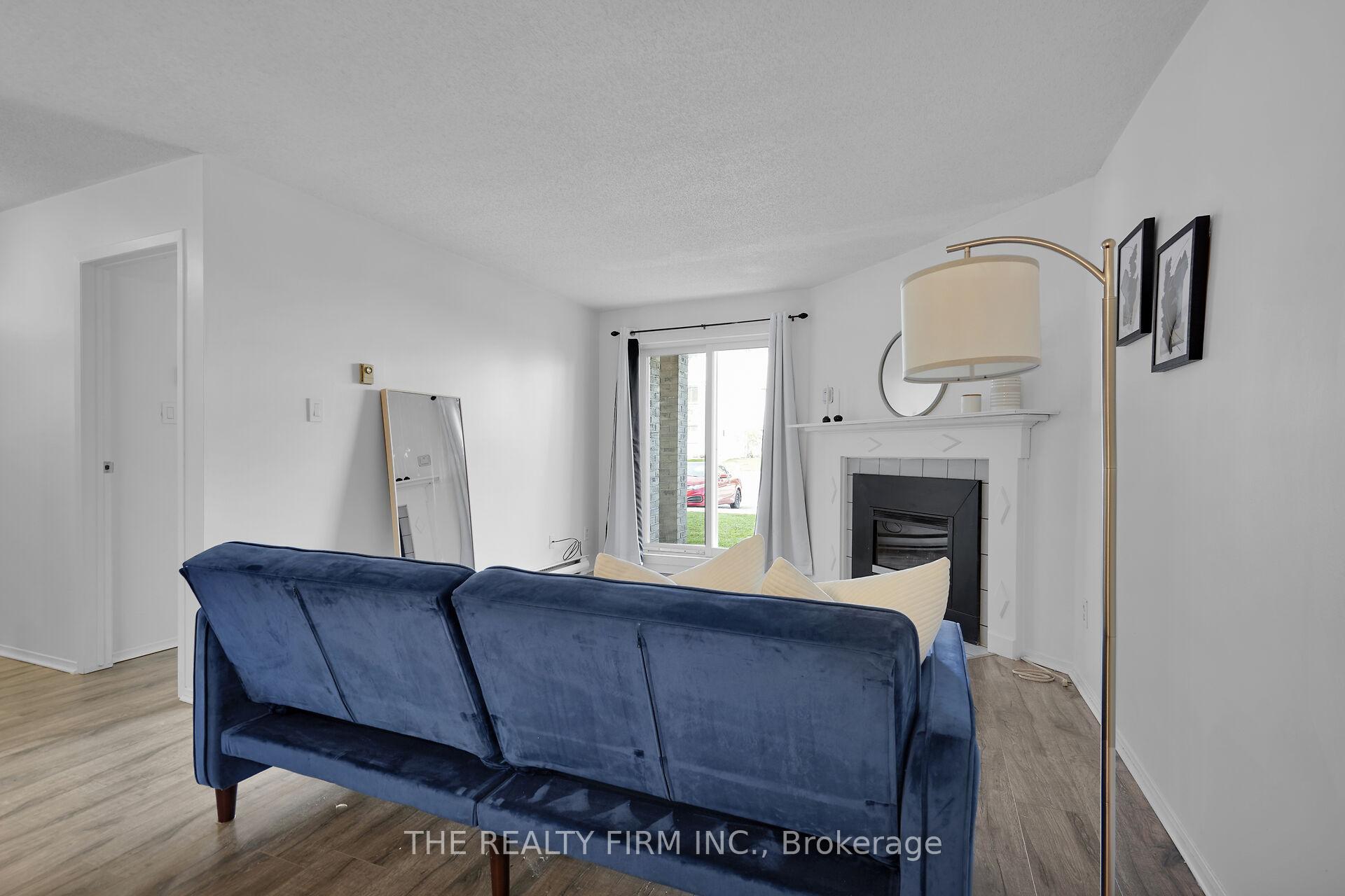 Photo 8 of Unit 117, 737 Deveron Crescent, London, South T — HOMEH