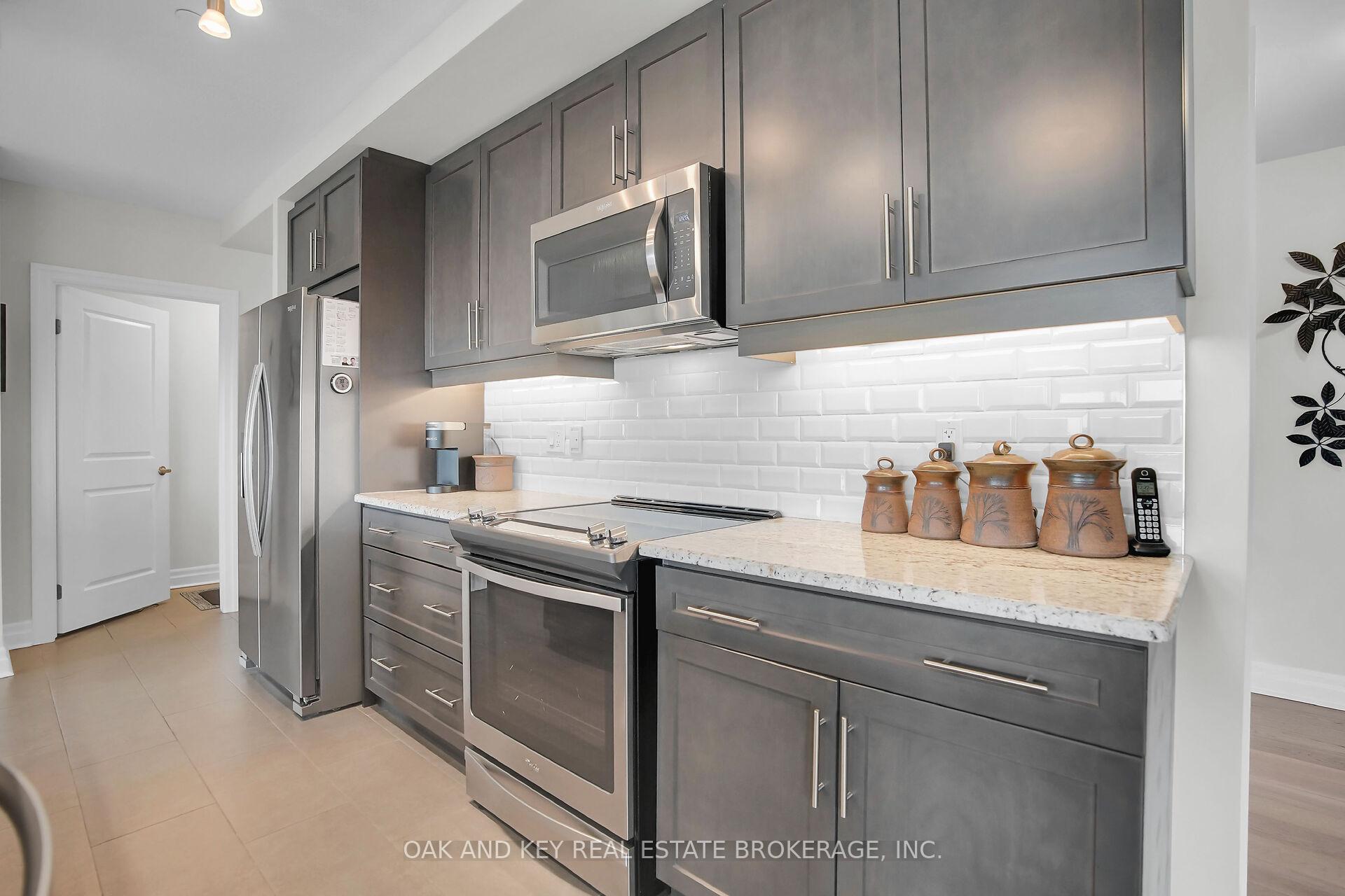 Photo 22 of Unit 310, 260 Villagewalk Boulevard, London, North R — HOMEH