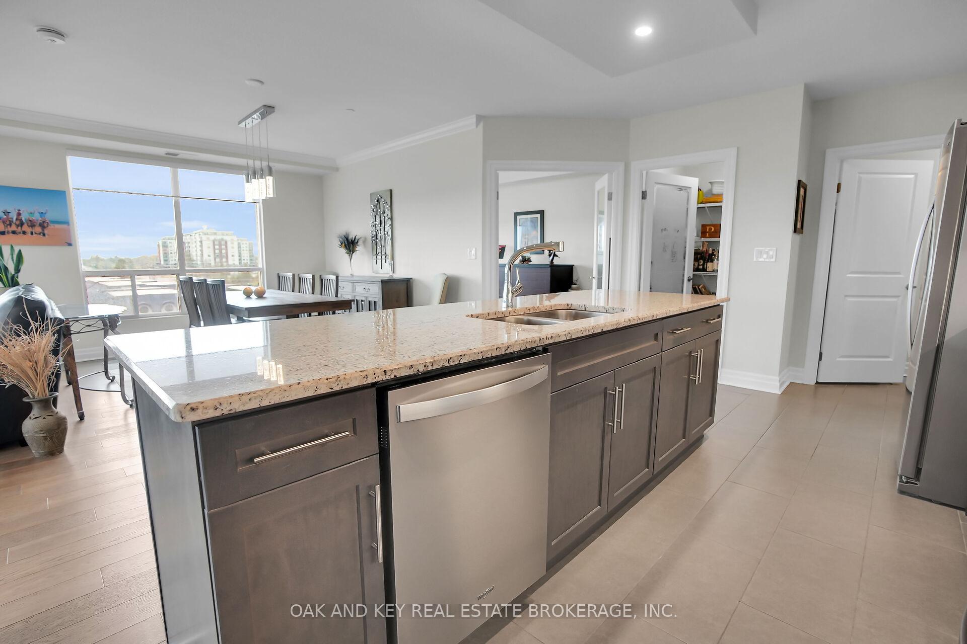 Photo 3 of Unit 310, 260 Villagewalk Boulevard, London, North R — HOMEH