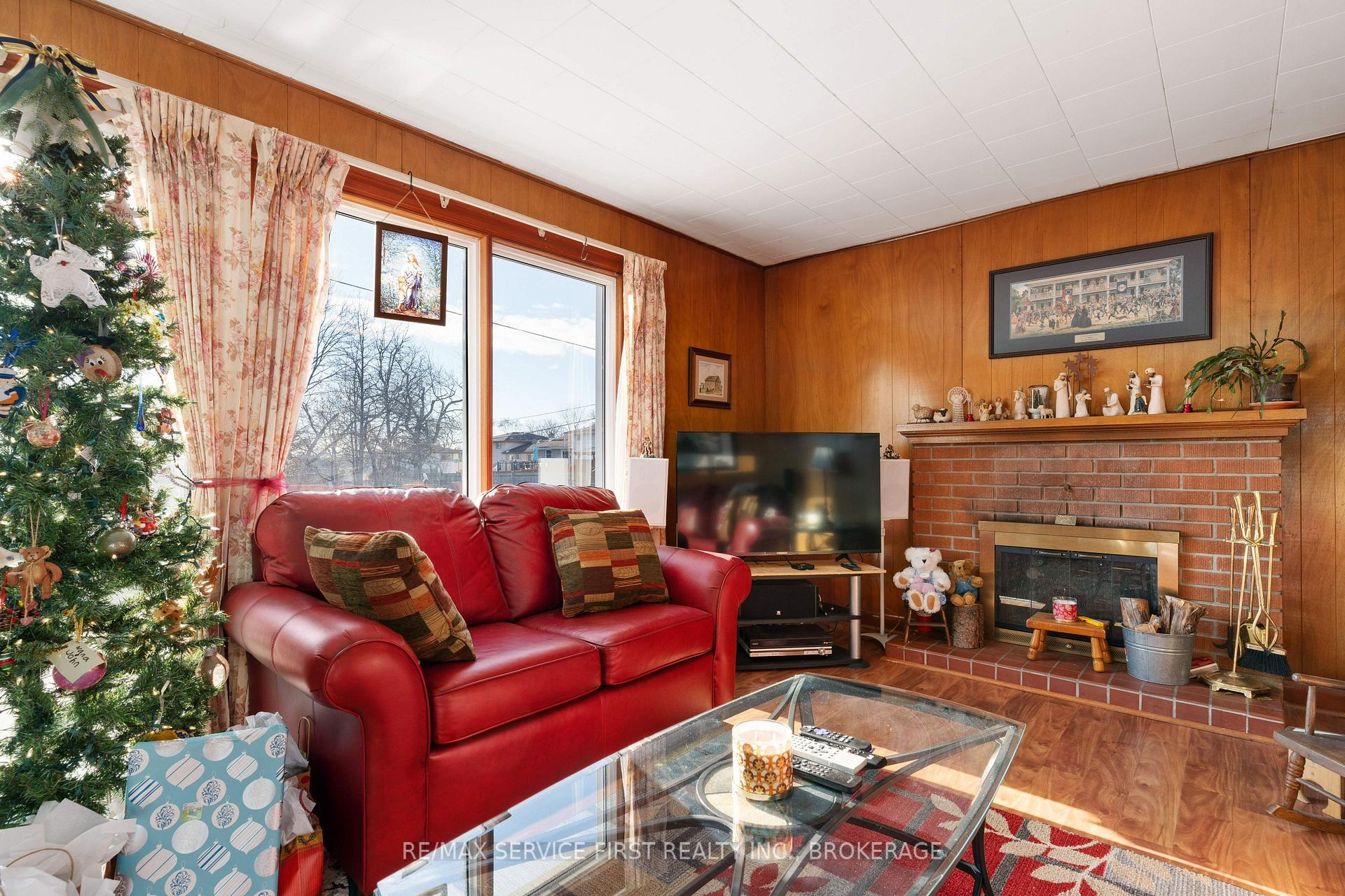 Photo 12 of 180 Farley Avenue, Belleville, Belleville Ward — HOMEH