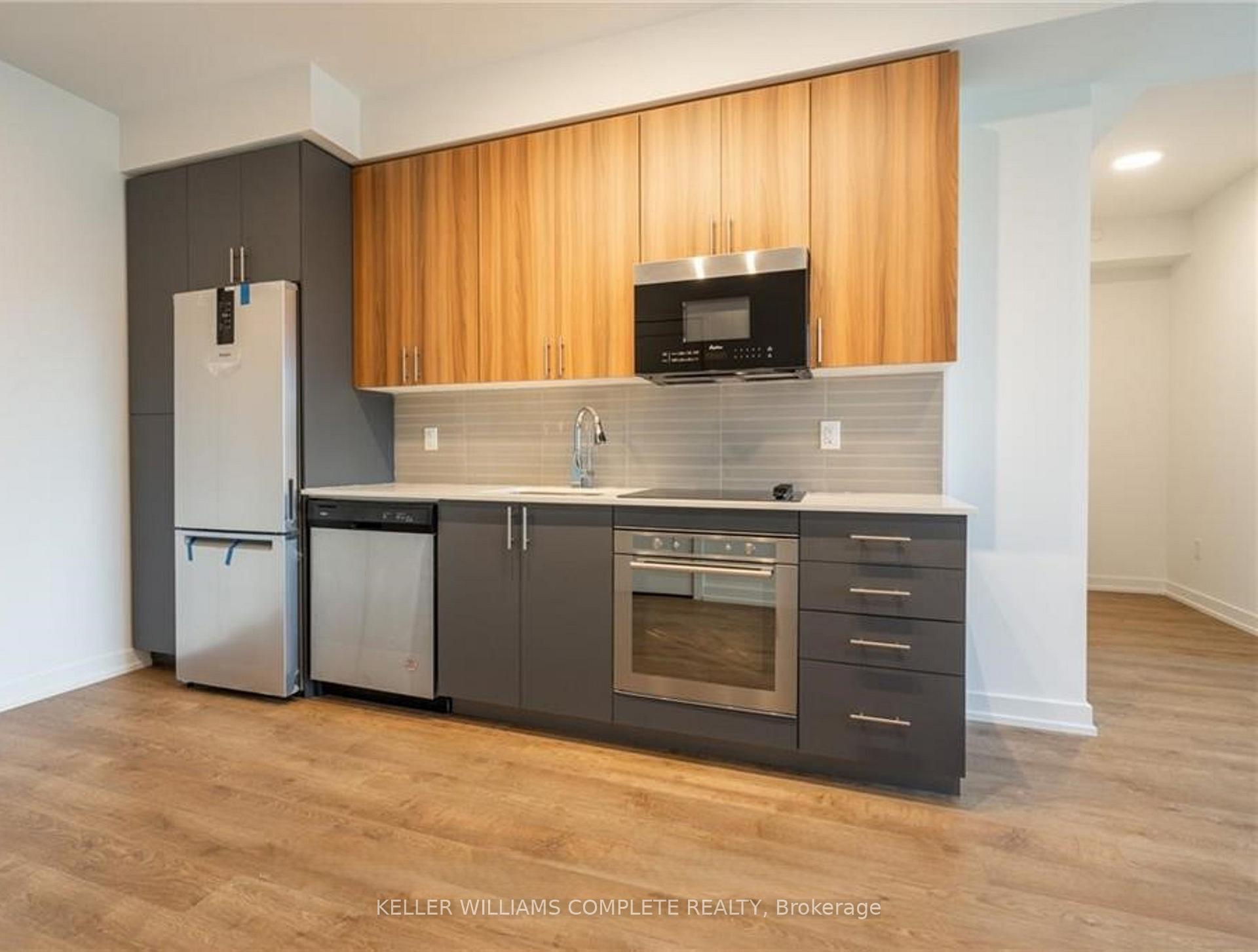 Photo 2 of Unit 301, 415 Main Street W, Hamilton, Strathcona — HOMEH