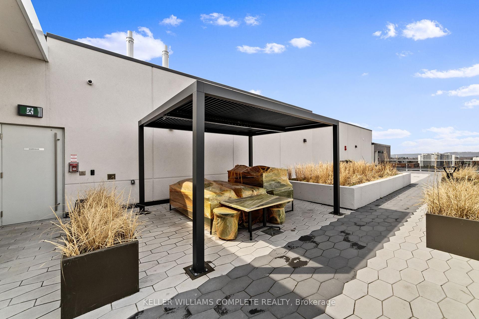 Photo 8 of Unit 301, 415 Main Street W, Hamilton, Strathcona — HOMEH
