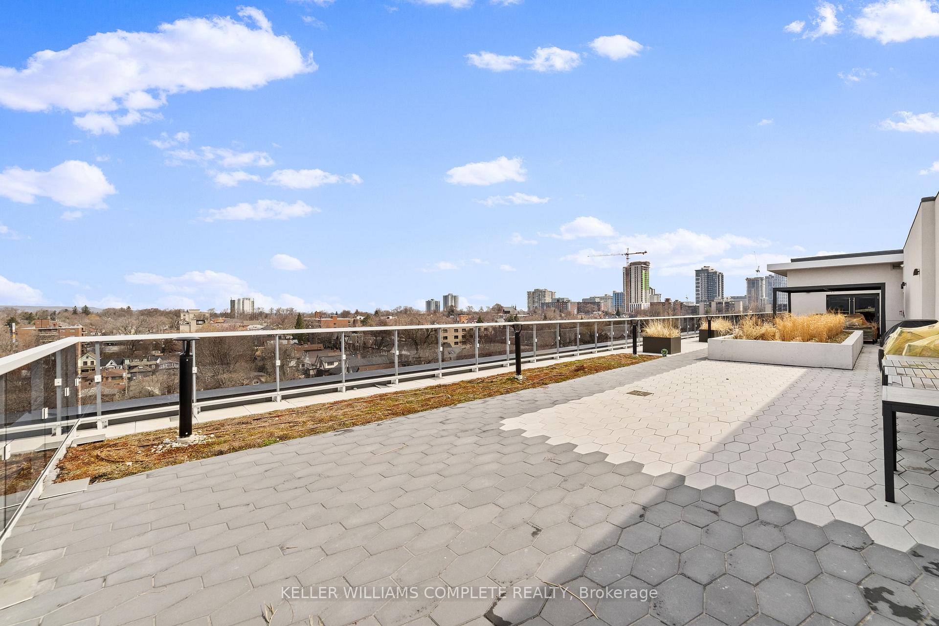 Photo 20 of Unit 301, 415 Main Street W, Hamilton, Strathcona — HOMEH