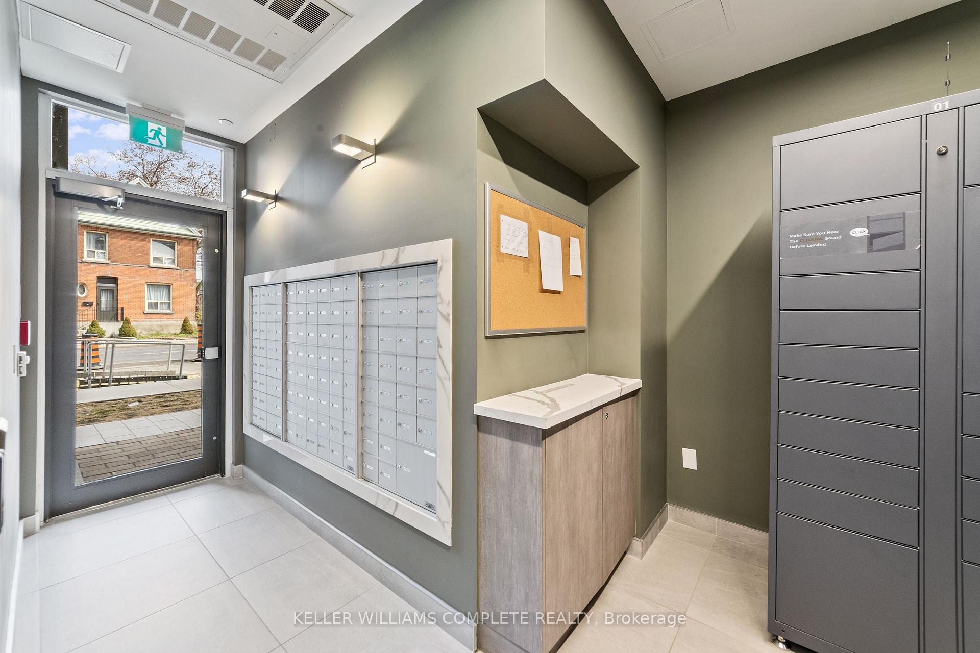 Photo 9 of Unit 301, 415 Main Street W, Hamilton, Strathcona — HOMEH