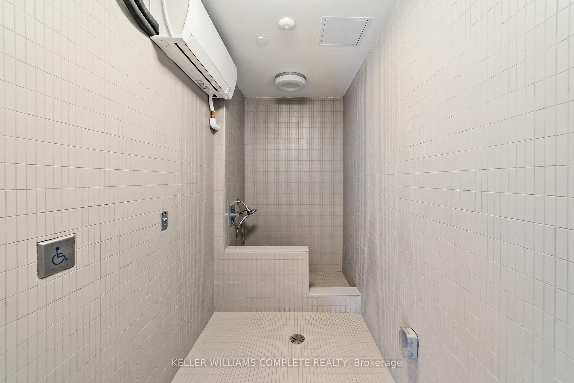 Photo 7 of Unit 301, 415 Main Street W, Hamilton, Strathcona — HOMEH