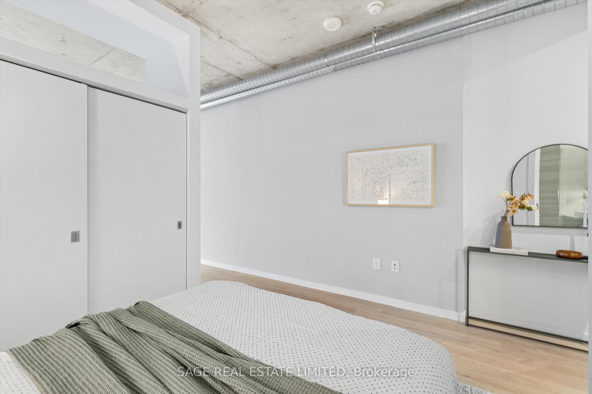 Photo 6 of Unit 707, 170 Bayview Avenue, Toronto, Waterfront Communities — HOMEH